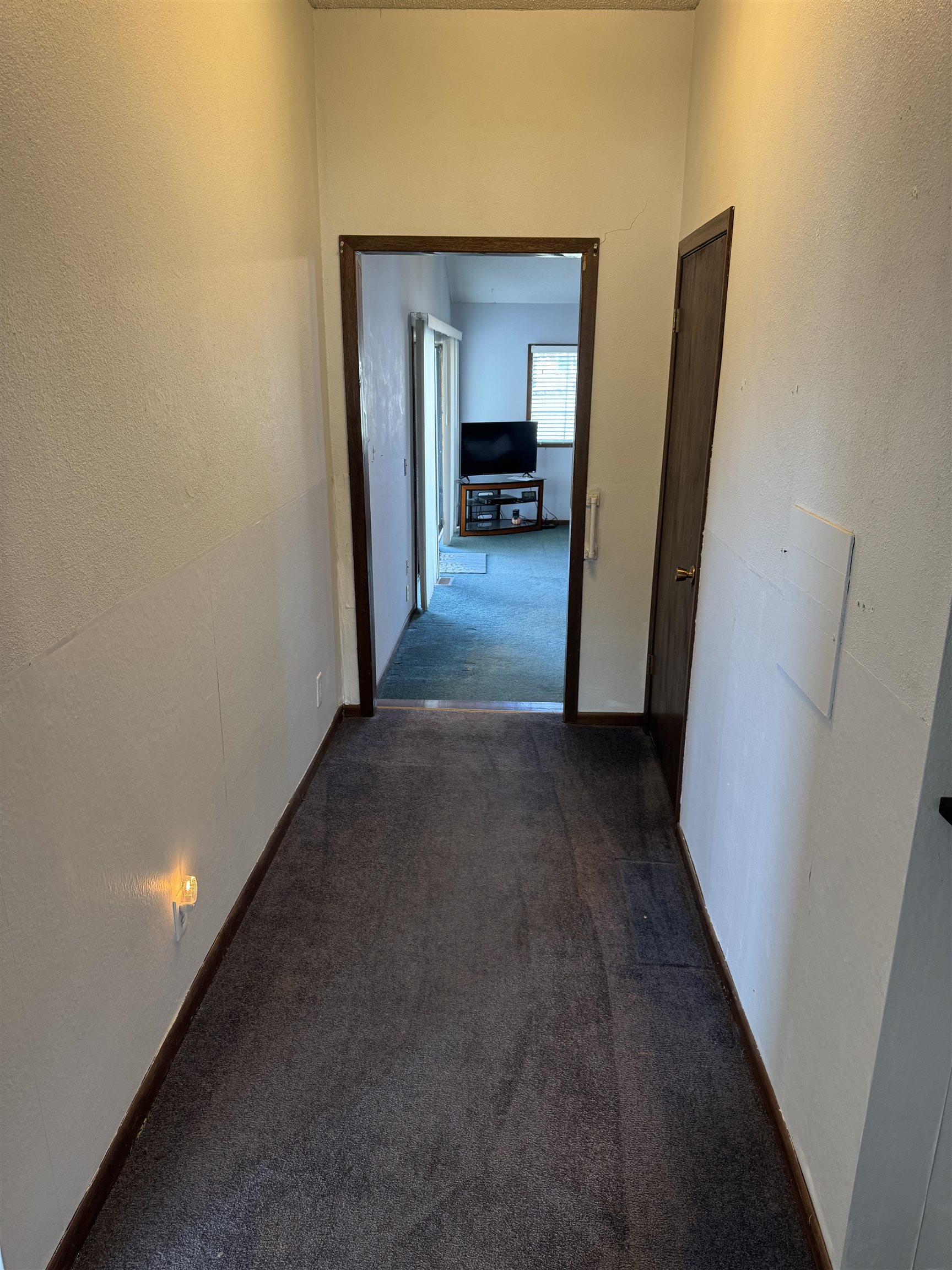 801 John St., Alma, Nebraska 68920, 2 Bedroom Bedrooms, ,2 BathroomBathrooms,Residential,for Sale,801 John St.,20260404