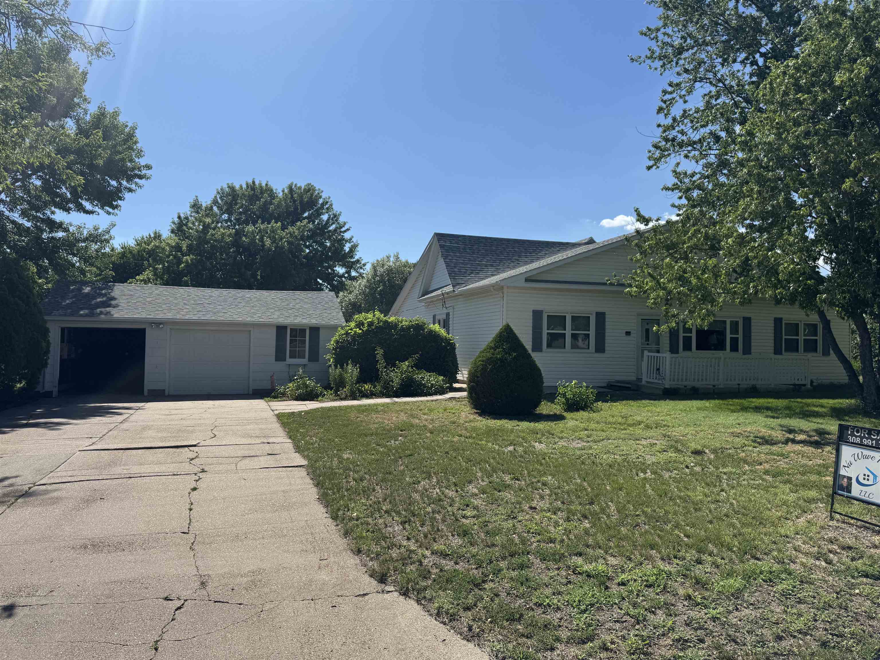 801 John St., Alma, Nebraska 68920, 2 Bedroom Bedrooms, ,2 BathroomBathrooms,Residential,for Sale,801 John St.,20260404