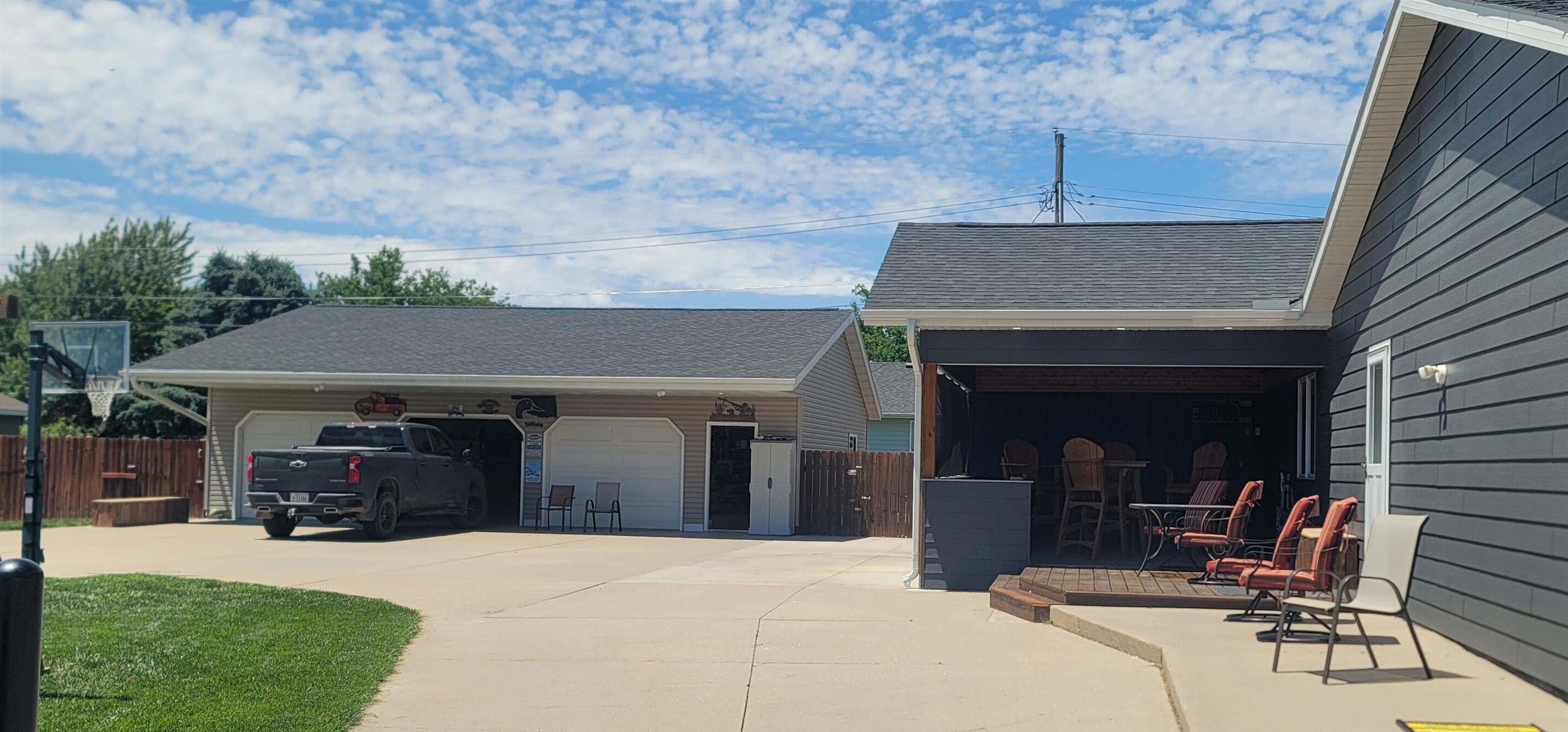 1418 10th Avenue, Kearney, Nebraska 68845, 4 Bedroom Bedrooms, ,4 BathroomBathrooms,Residential,for Sale,1418 10th Avenue,20260888