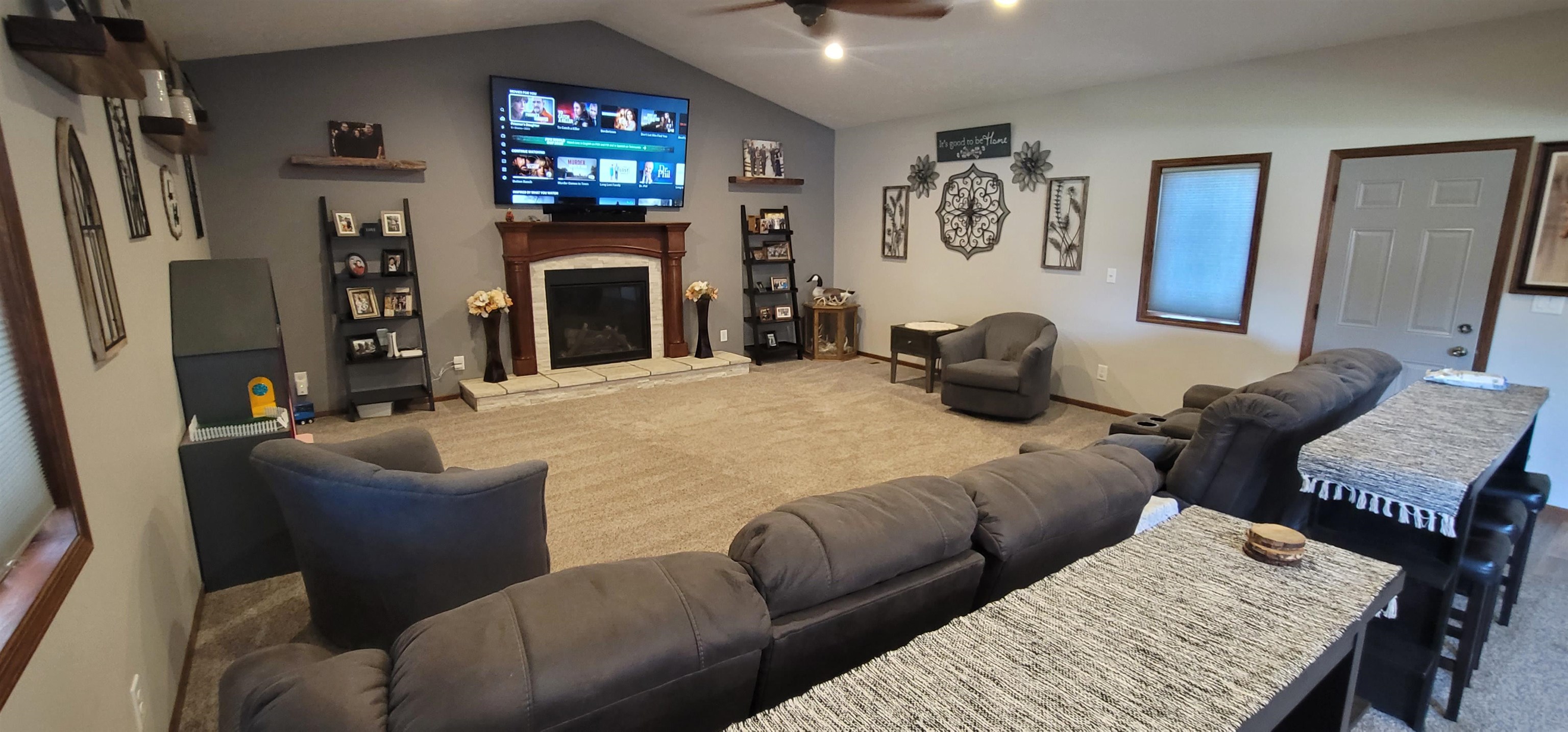 1418 10th Avenue, Kearney, Nebraska 68845, 4 Bedroom Bedrooms, ,4 BathroomBathrooms,Residential,for Sale,1418 10th Avenue,20260888