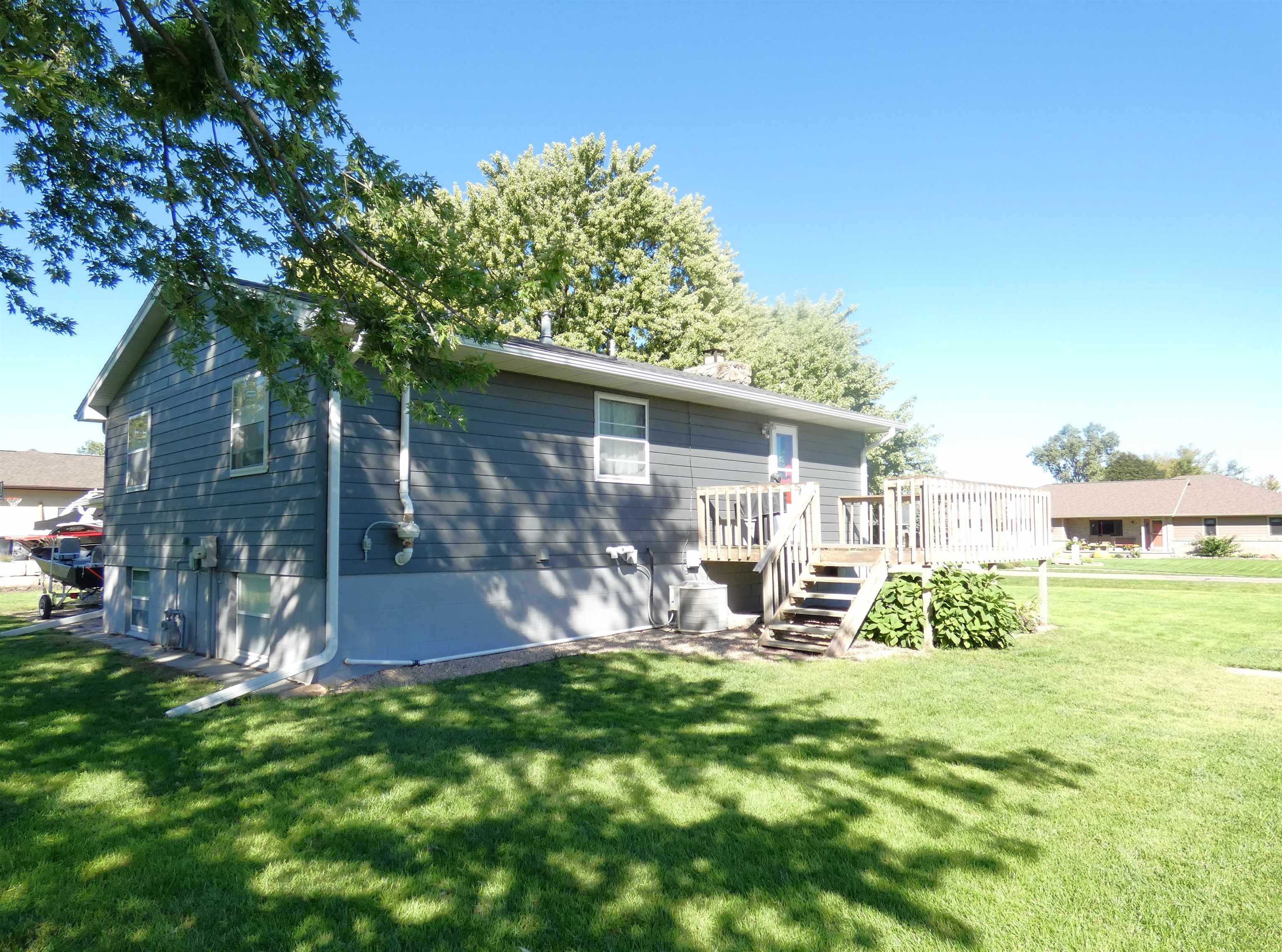 8 Maple Drive, Kearney, Nebraska 68845, 4 Bedroom Bedrooms, ,2 BathroomBathrooms,Residential,for Sale,8 Maple Drive,20261445