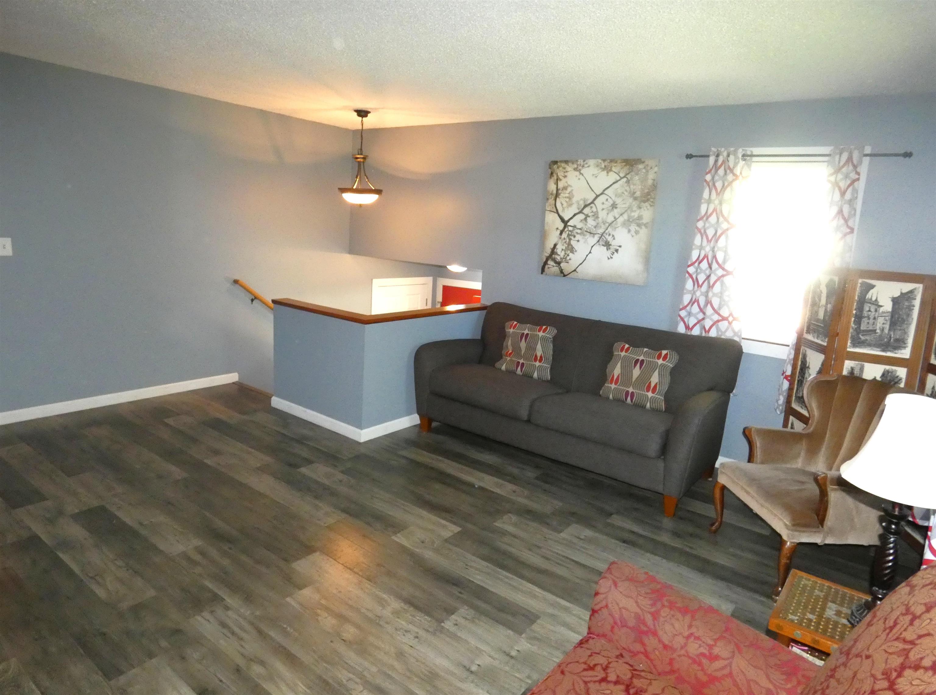 8 Maple Drive, Kearney, Nebraska 68845, 4 Bedroom Bedrooms, ,2 BathroomBathrooms,Residential,for Sale,8 Maple Drive,20261445
