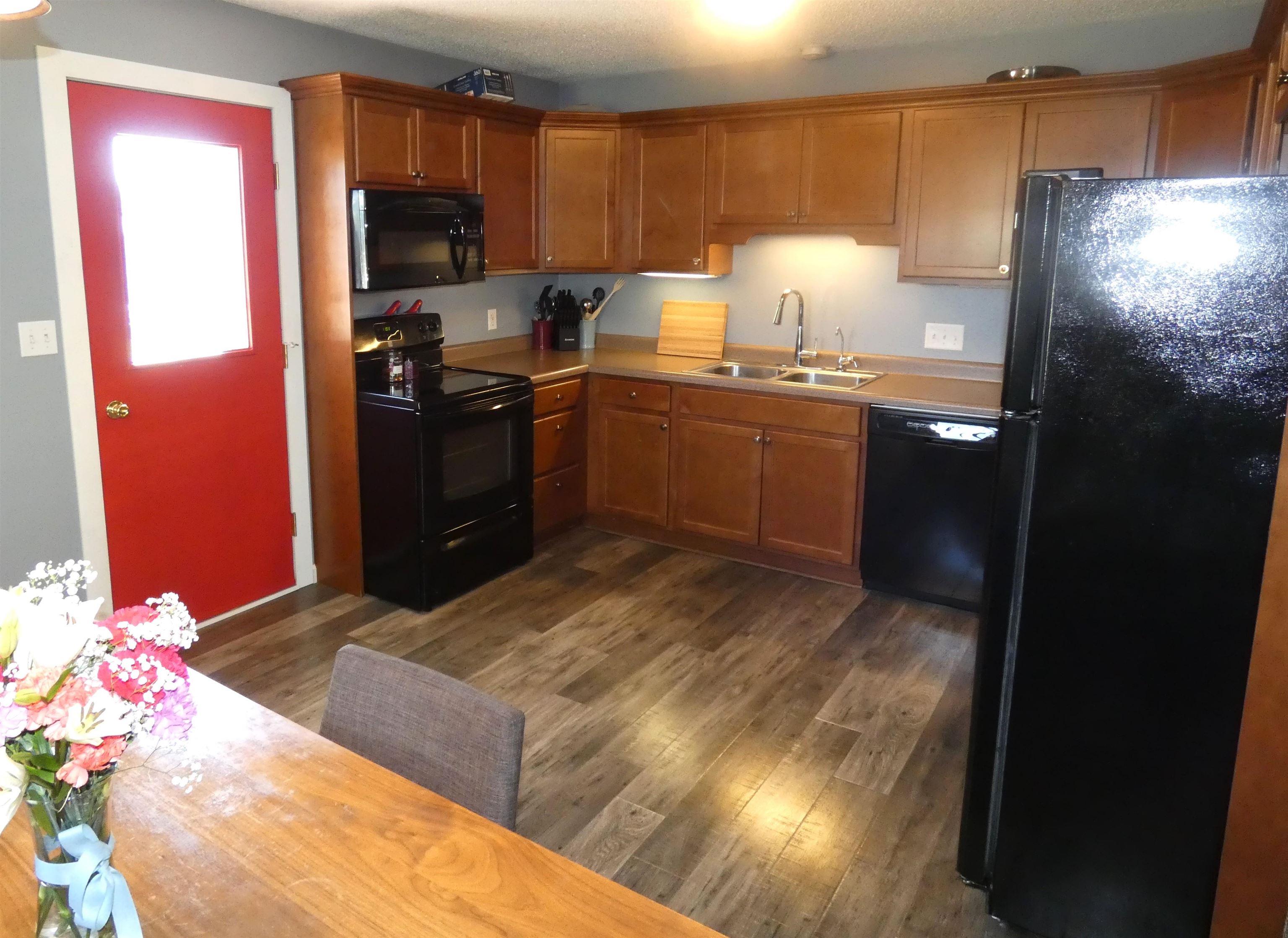 8 Maple Drive, Kearney, Nebraska 68845, 4 Bedroom Bedrooms, ,2 BathroomBathrooms,Residential,for Sale,8 Maple Drive,20261445