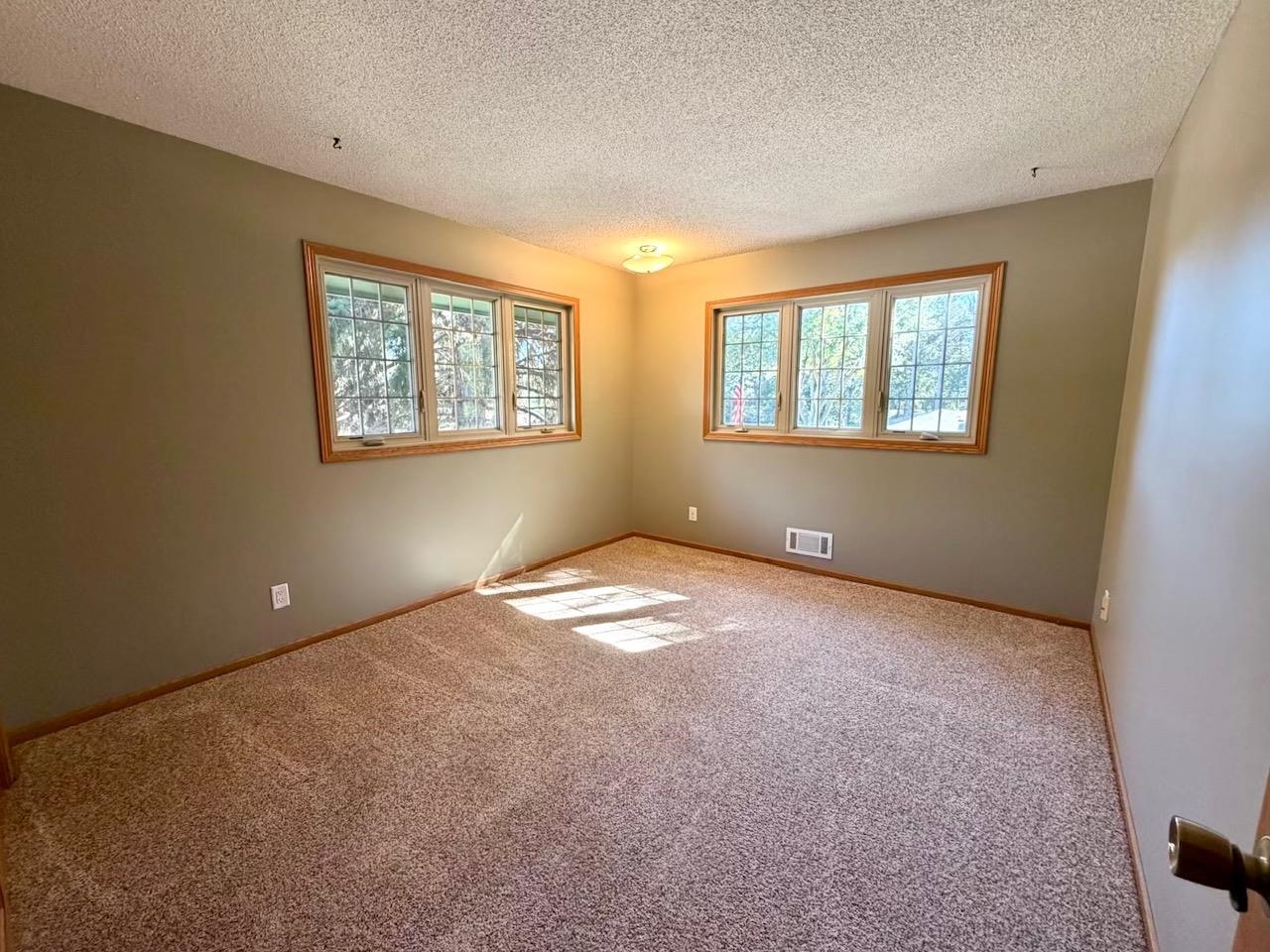 1103 W 31st Street, Kearney, Nebraska 68845-3368, 4 Bedroom Bedrooms, ,3 BathroomBathrooms,Residential,for Sale,1103 W 31st Street,20261447