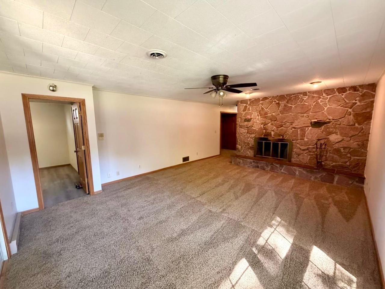1103 W 31st Street, Kearney, Nebraska 68845-3368, 4 Bedroom Bedrooms, ,3 BathroomBathrooms,Residential,for Sale,1103 W 31st Street,20261447
