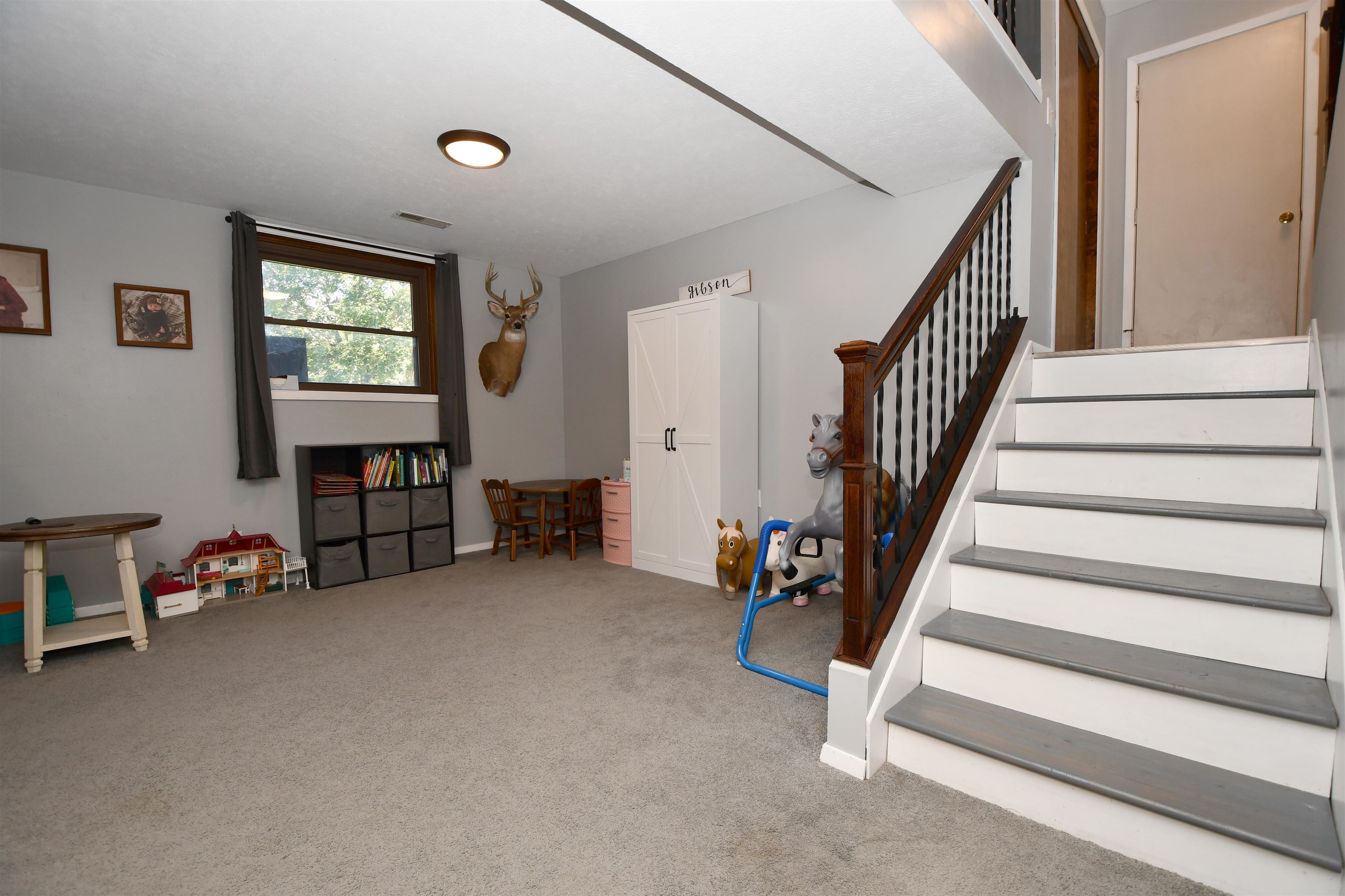 8 Maplewood Place, Kearney, Nebraska 68847, 3 Bedroom Bedrooms, ,2 BathroomBathrooms,Residential,for Sale,8 Maplewood Place,20261449