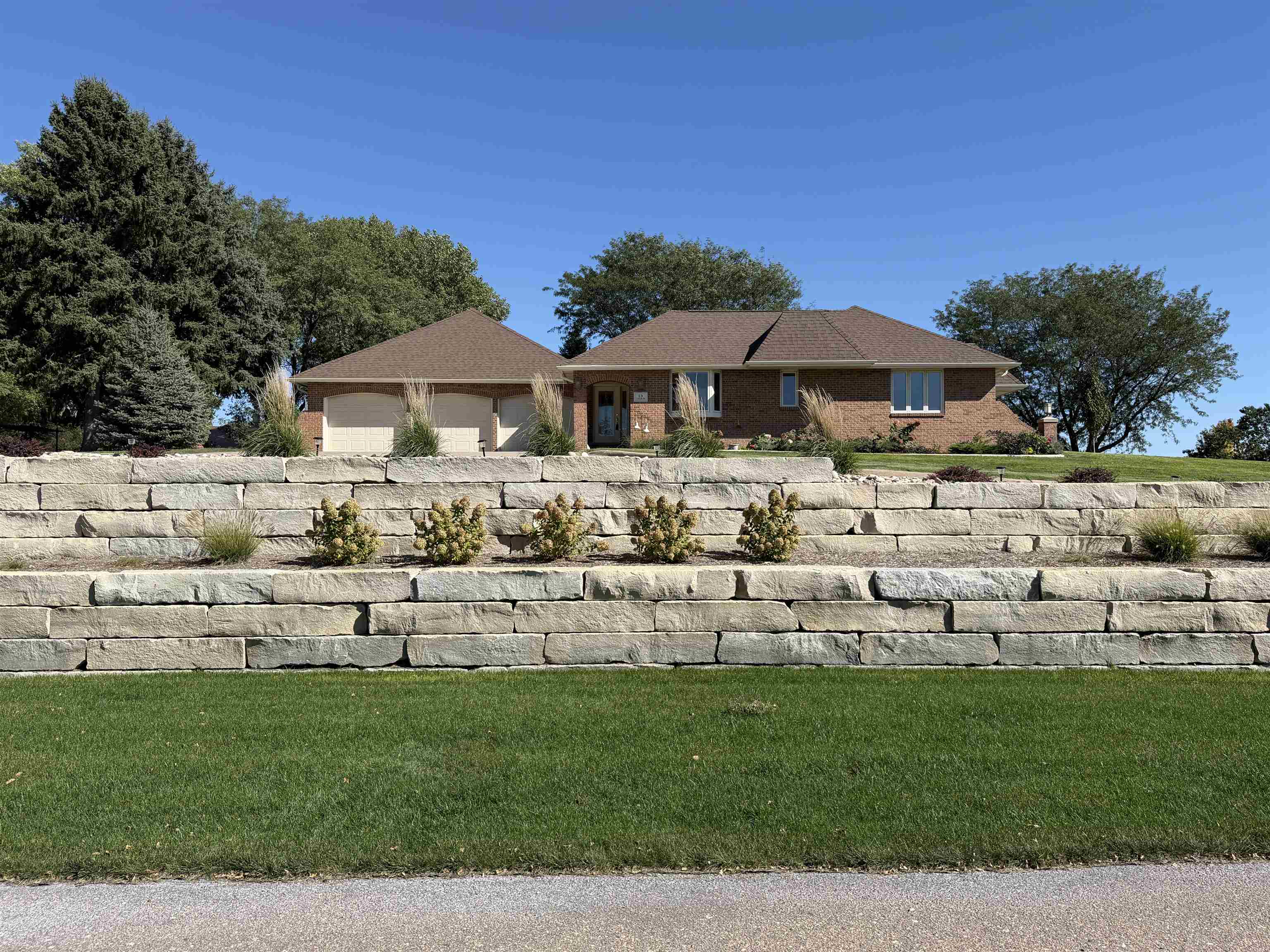 13 Crestview Drive, Kearney, Nebraska 68845, 4 Bedroom Bedrooms, ,4 BathroomBathrooms,Residential,for Sale,13 Crestview Drive,20261452
