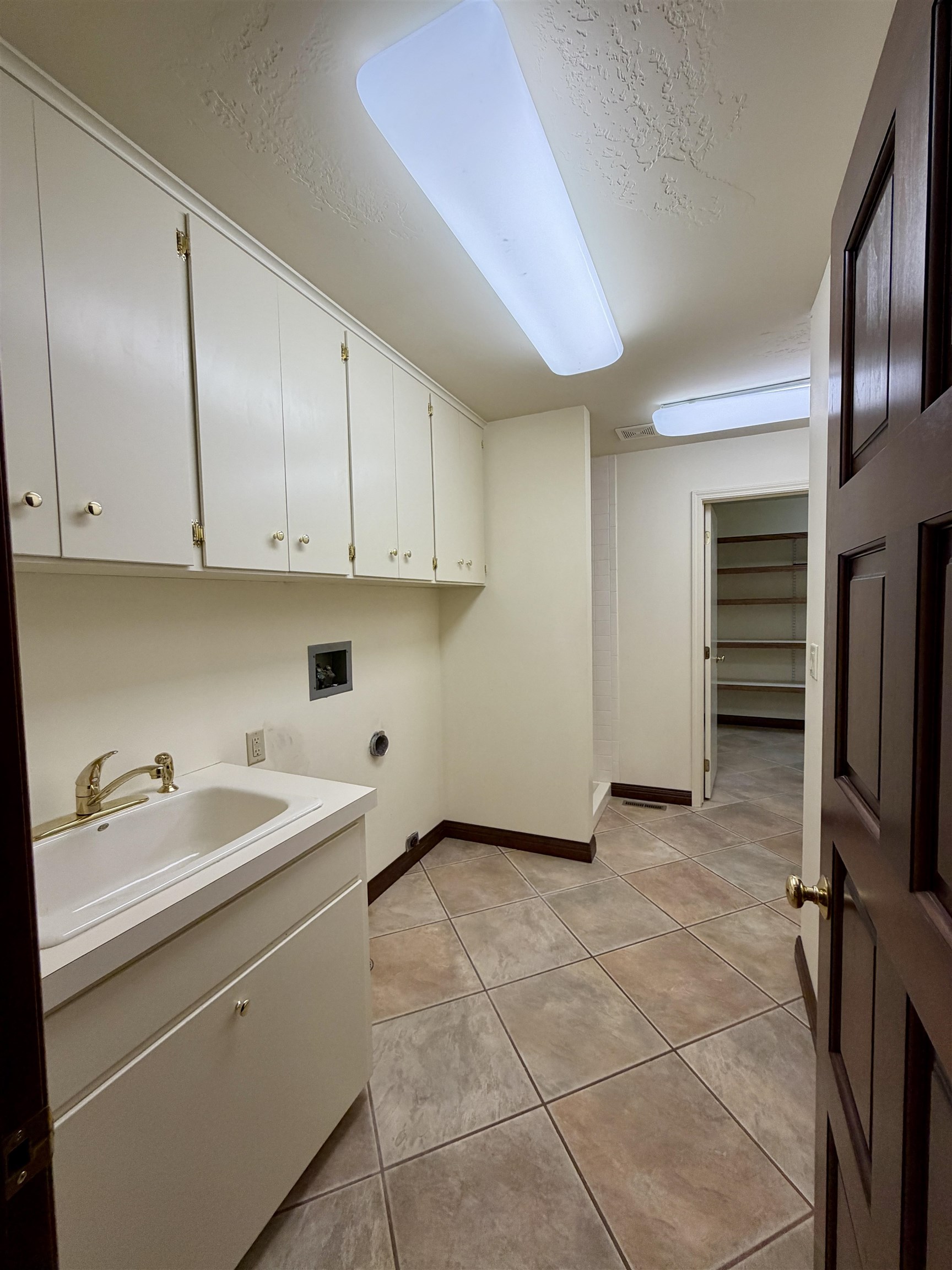 13 Crestview Drive, Kearney, Nebraska 68845, 4 Bedroom Bedrooms, ,4 BathroomBathrooms,Residential,for Sale,13 Crestview Drive,20261452