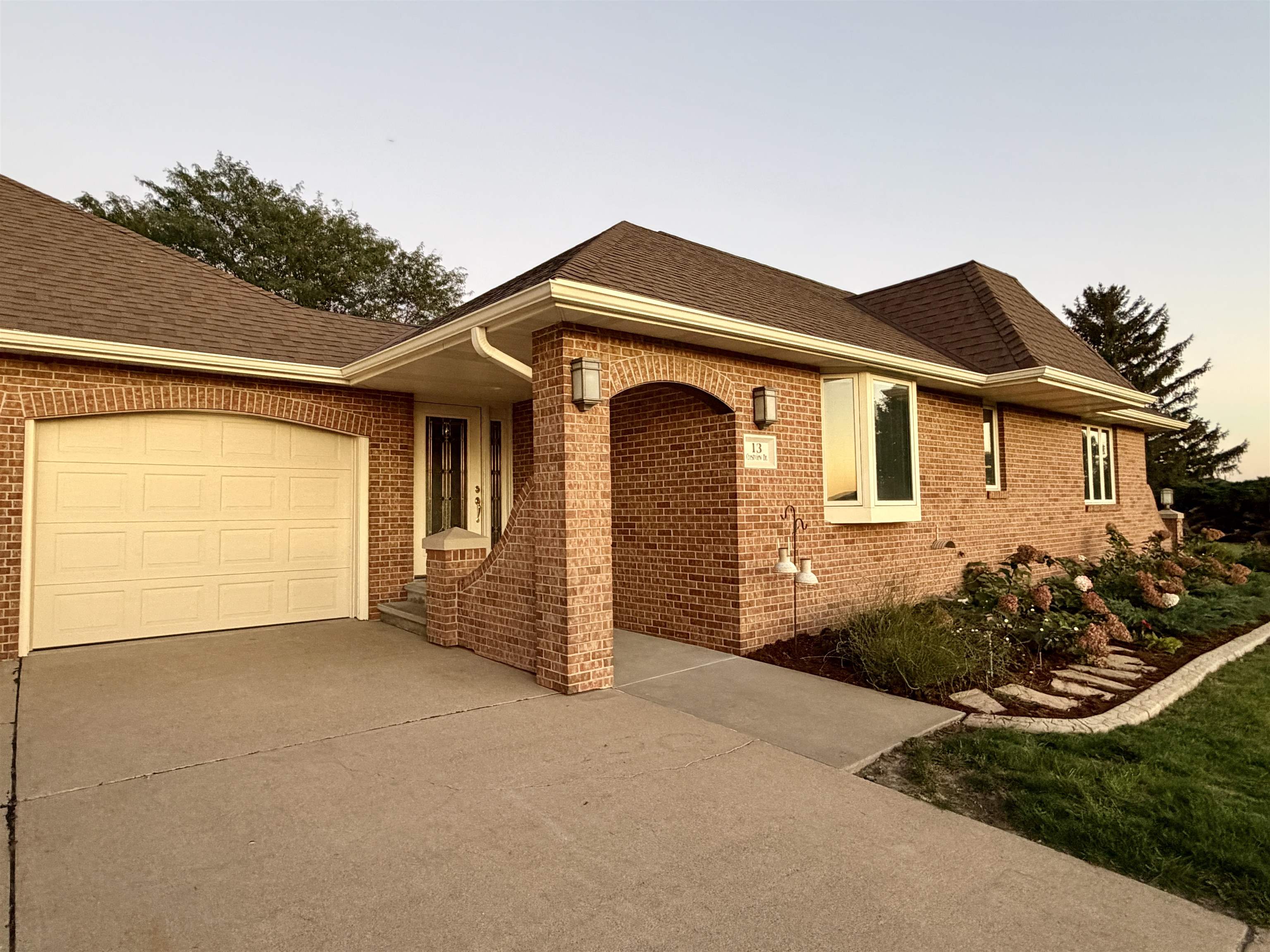 13 Crestview Drive, Kearney, Nebraska 68845, 4 Bedroom Bedrooms, ,4 BathroomBathrooms,Residential,for Sale,13 Crestview Drive,20261452
