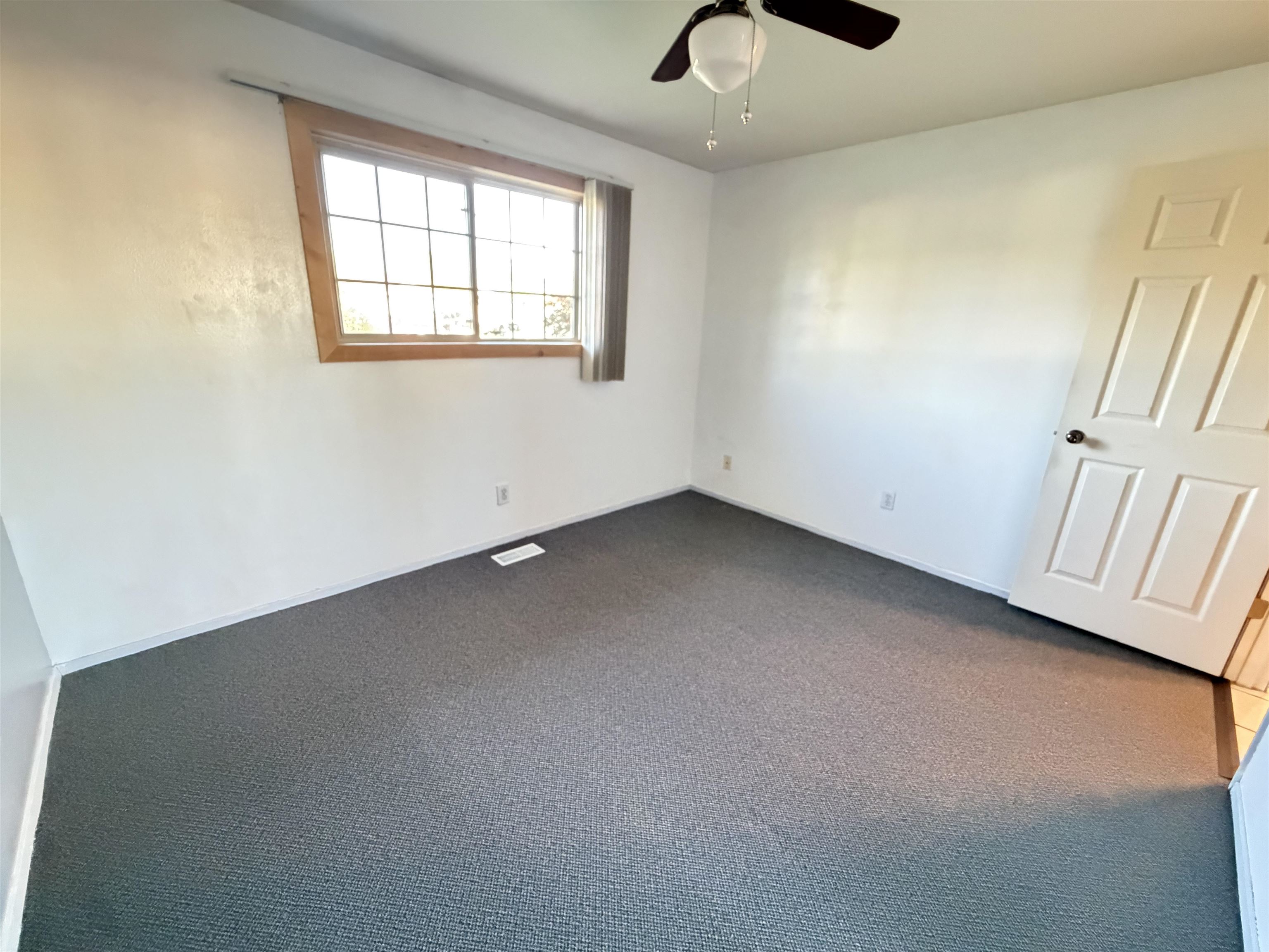 1307 Freedom Lane, Lexington, Nebraska 68850, 3 Bedroom Bedrooms, ,1 BathroomBathrooms,Residential,for Sale,1307 Freedom Lane,20260919
