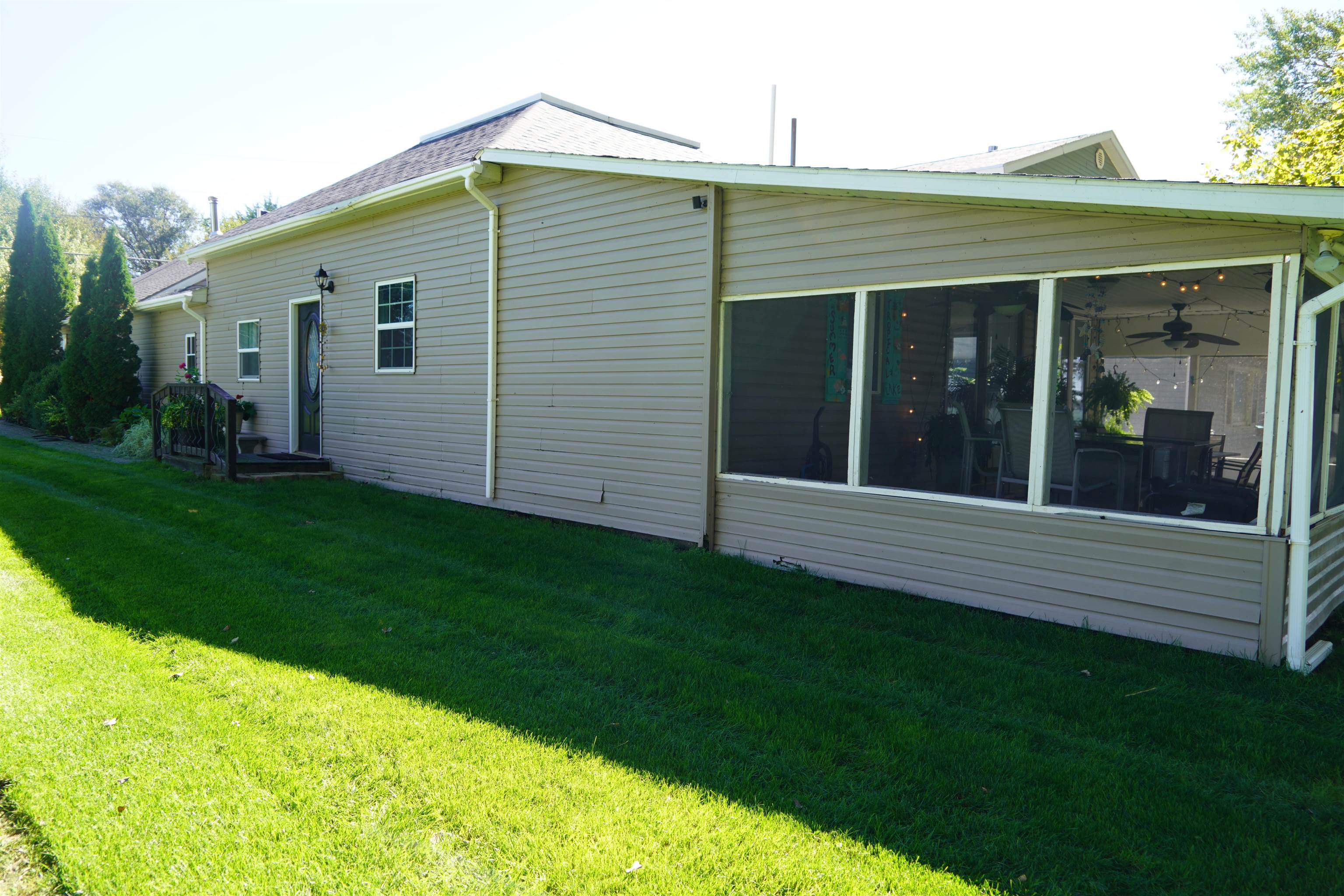 16 Northeast Cove Dr 9, Johnson Lake, Nebraska 68937-0000, 3 Bedroom Bedrooms, ,2 BathroomBathrooms,Residential,for Sale,16 Northeast Cove Dr 9,20261456