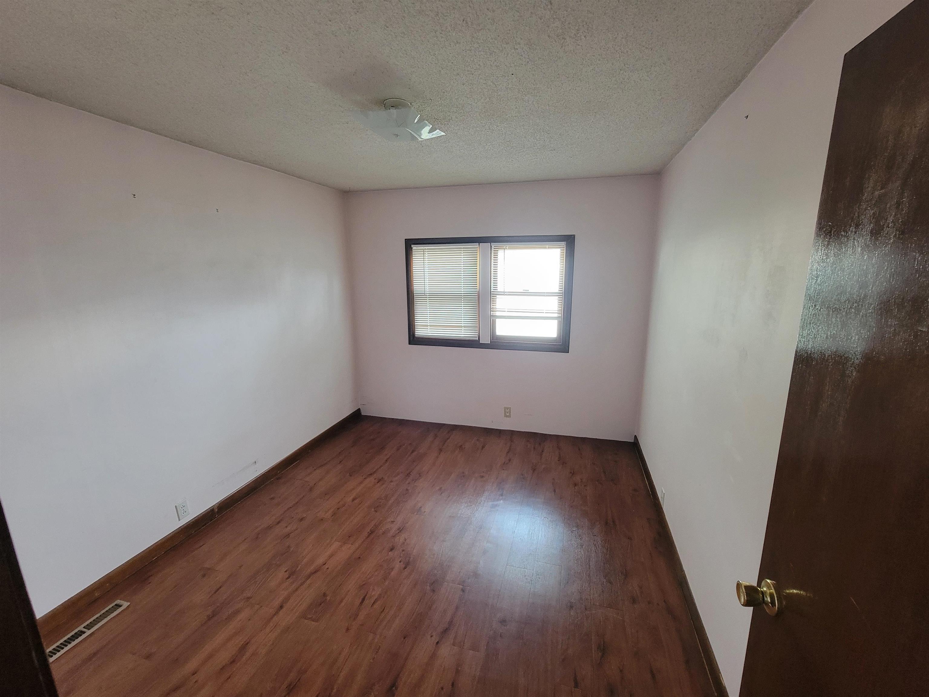 105 Alba Avenue, Ravenna, Nebraska 68869, 2 Bedroom Bedrooms, ,1 BathroomBathrooms,Residential,for Sale,105 Alba Avenue,20261459