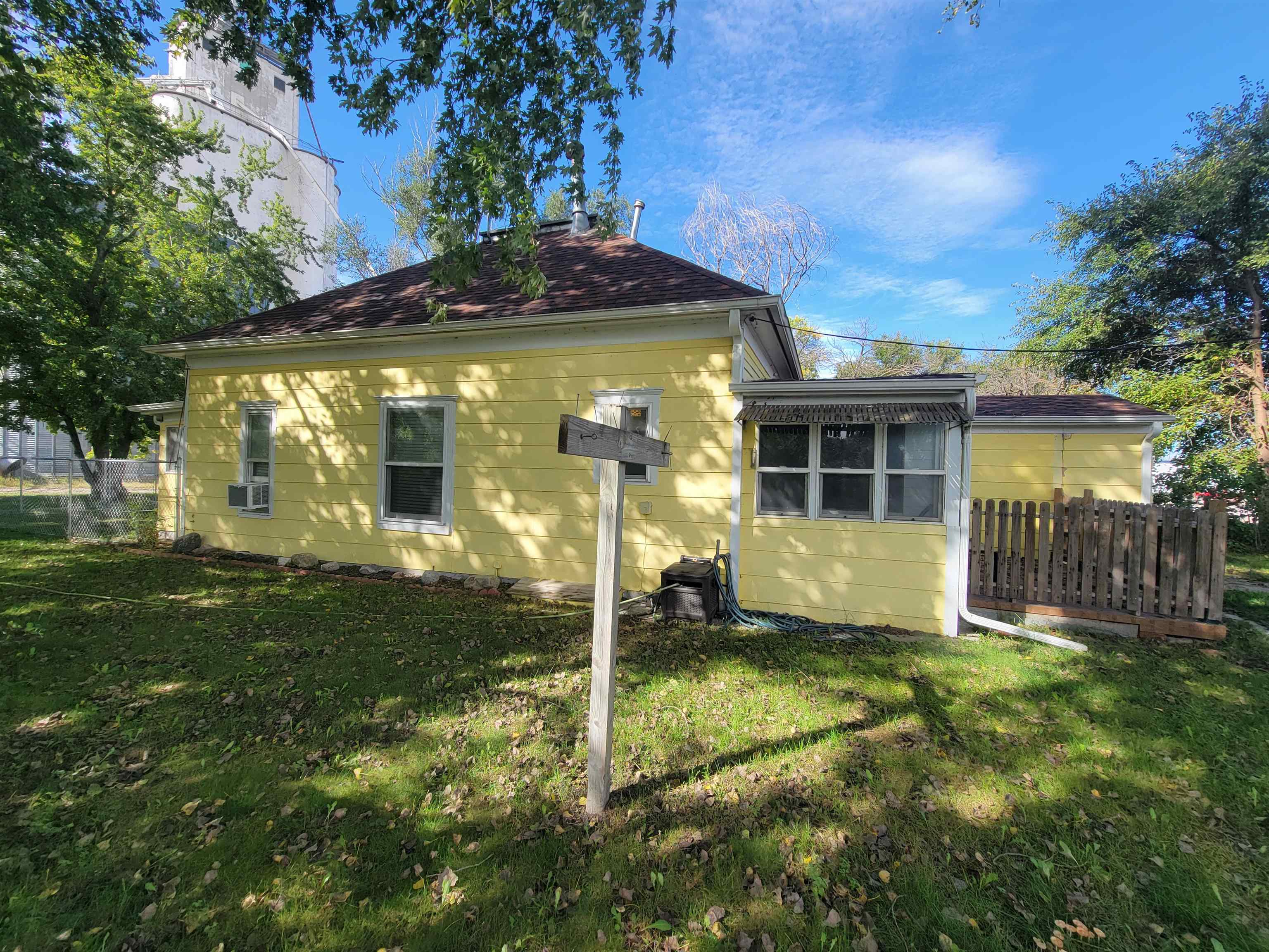 105 Alba Avenue, Ravenna, Nebraska 68869, 2 Bedroom Bedrooms, ,1 BathroomBathrooms,Residential,for Sale,105 Alba Avenue,20261459