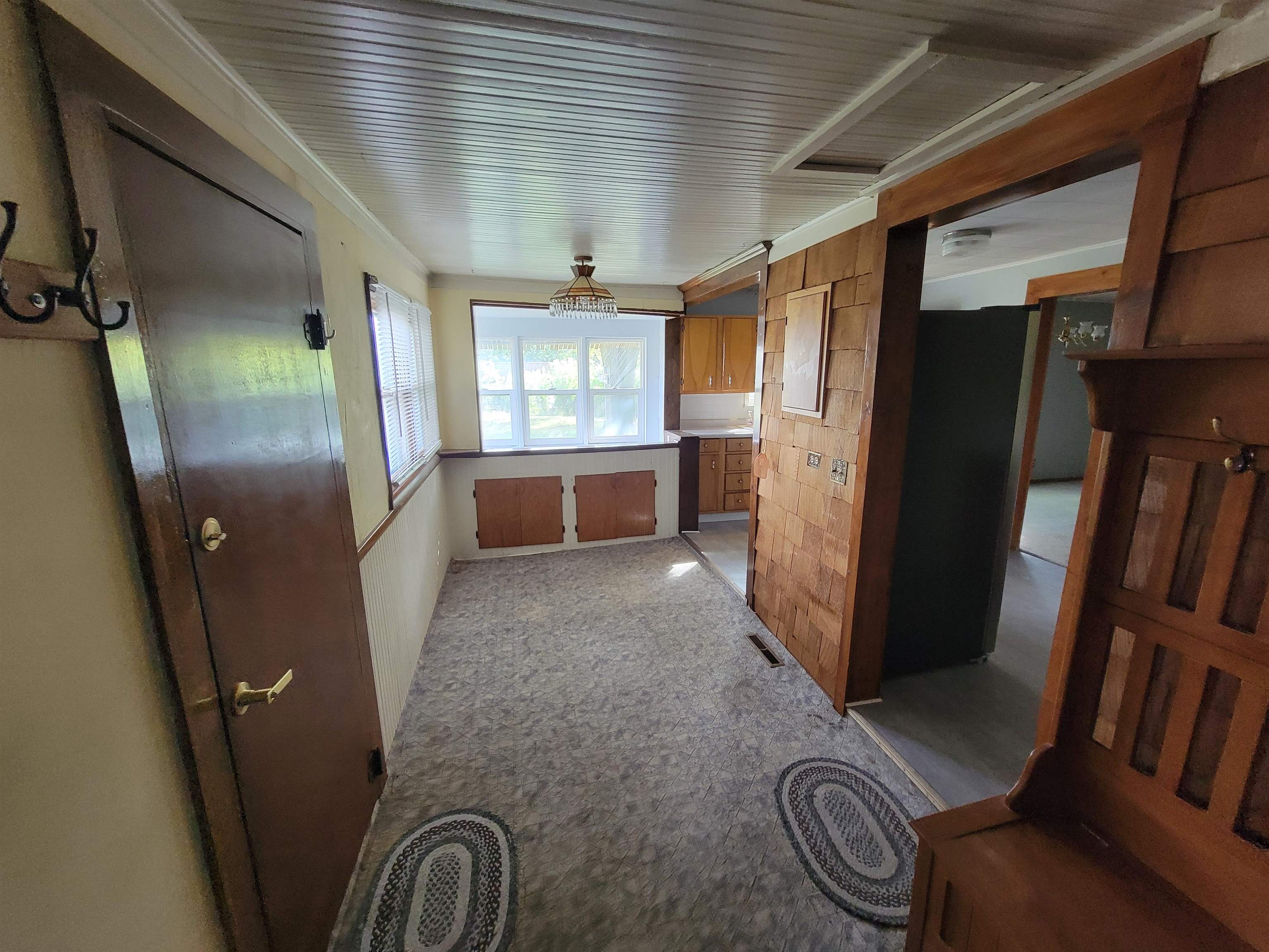 105 Alba Avenue, Ravenna, Nebraska 68869, 2 Bedroom Bedrooms, ,1 BathroomBathrooms,Residential,for Sale,105 Alba Avenue,20261459