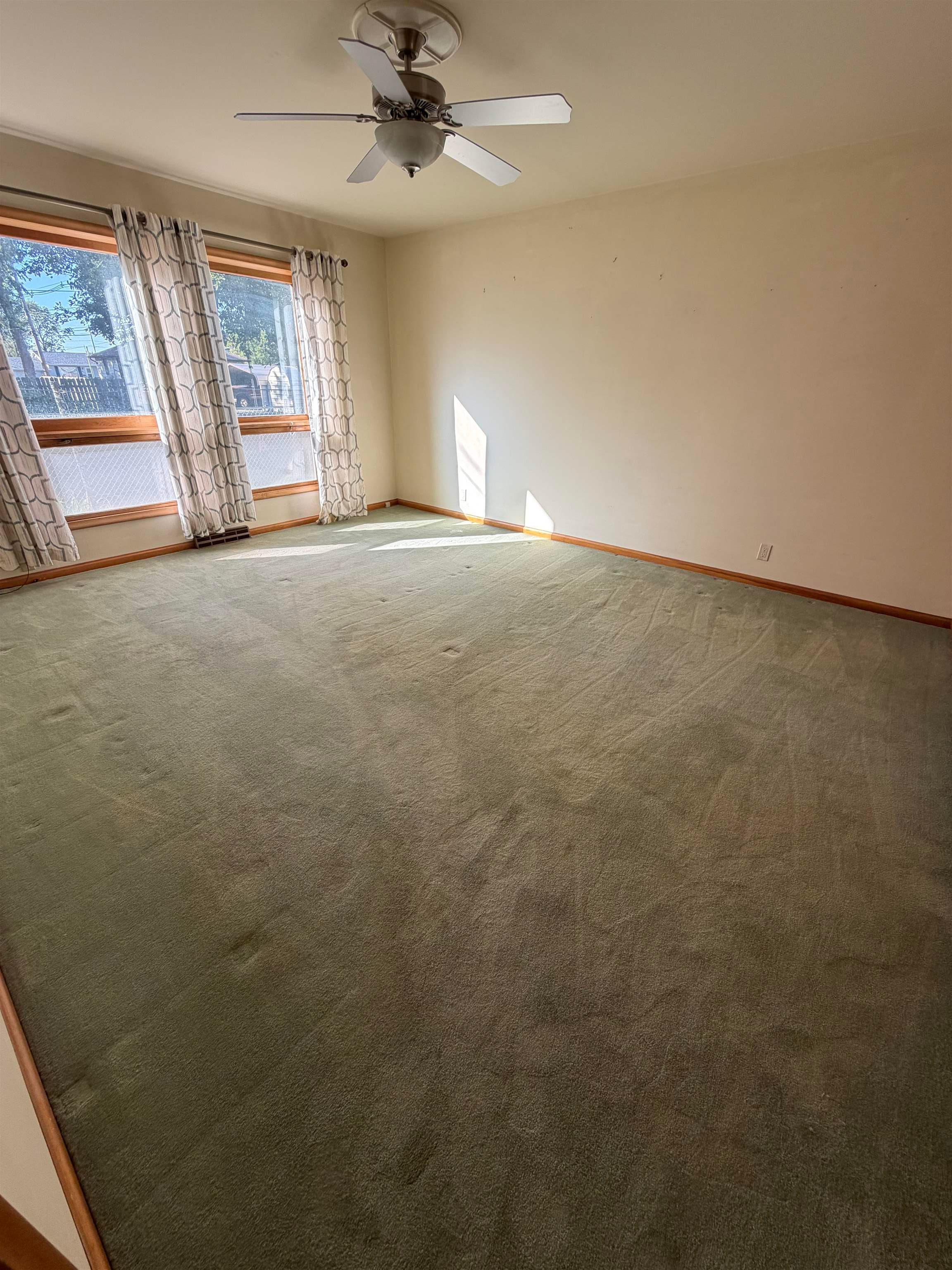 634 E Hawthorne, Minden, Nebraska 68959, 2 Bedroom Bedrooms, ,1 BathroomBathrooms,Residential,for Sale,634 E Hawthorne,20261462