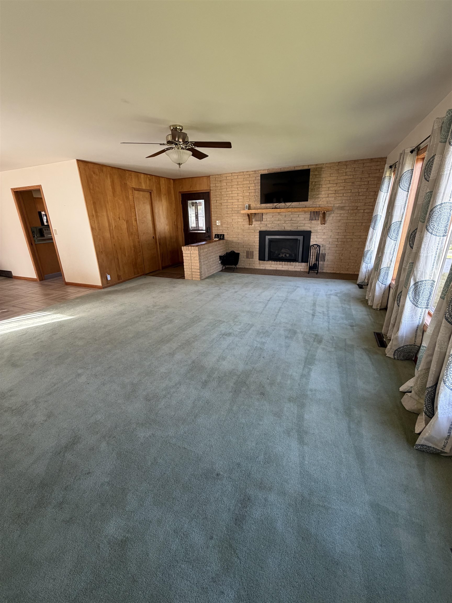 634 E Hawthorne, Minden, Nebraska 68959, 2 Bedroom Bedrooms, ,1 BathroomBathrooms,Residential,for Sale,634 E Hawthorne,20261462