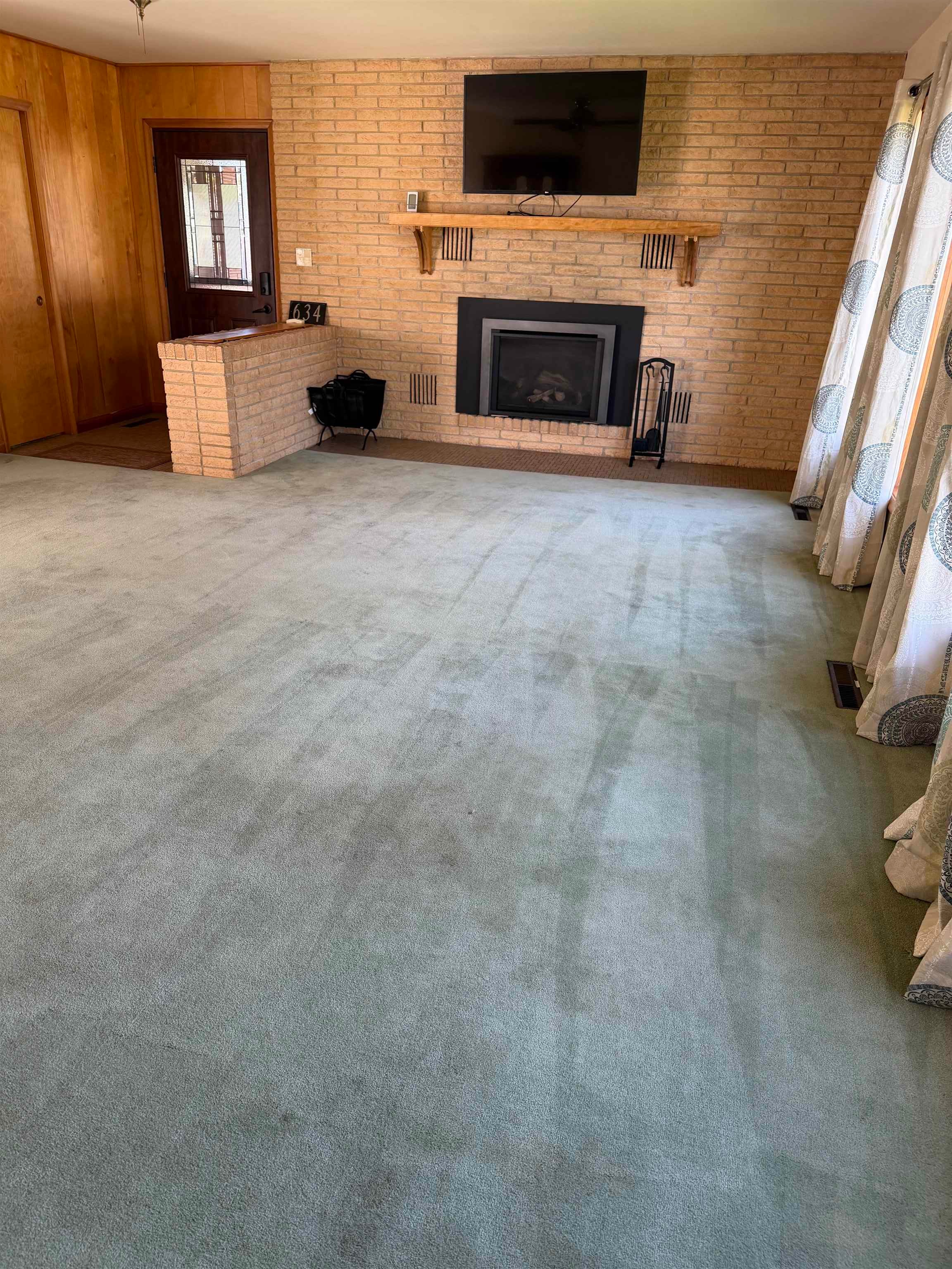 634 E Hawthorne, Minden, Nebraska 68959, 2 Bedroom Bedrooms, ,1 BathroomBathrooms,Residential,for Sale,634 E Hawthorne,20261462