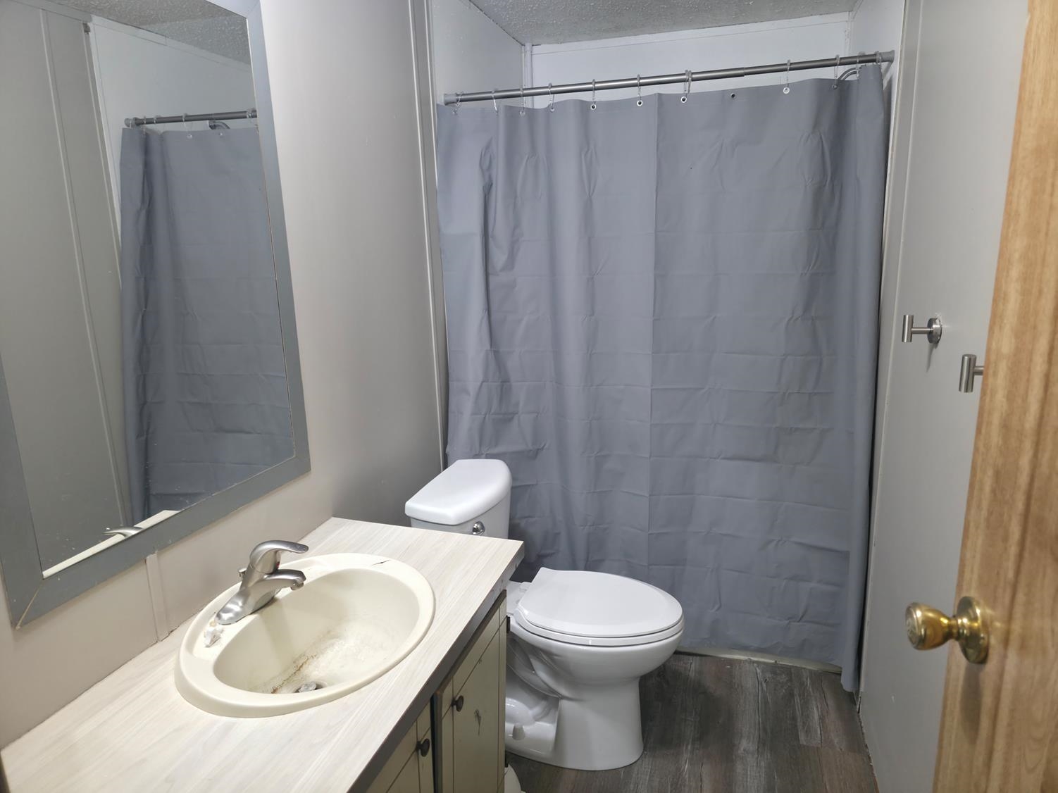 19290 Buckeye Road, Gibbon, Nebraska 68840, 3 Bedroom Bedrooms, ,2 BathroomBathrooms,Residential,for Sale,19290 Buckeye Road,20261471