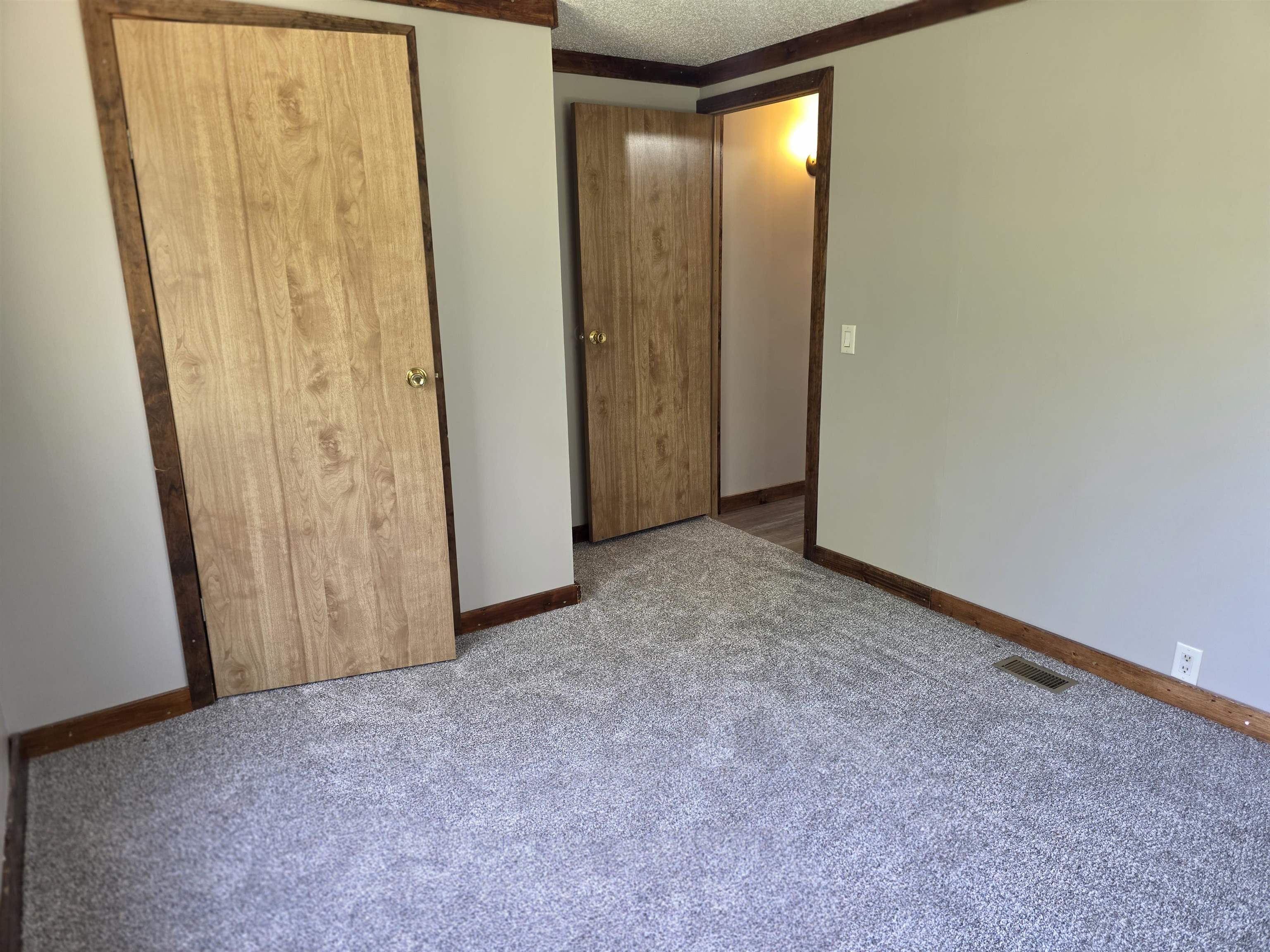 19290 Buckeye Road, Gibbon, Nebraska 68840, 3 Bedroom Bedrooms, ,2 BathroomBathrooms,Residential,for Sale,19290 Buckeye Road,20261471