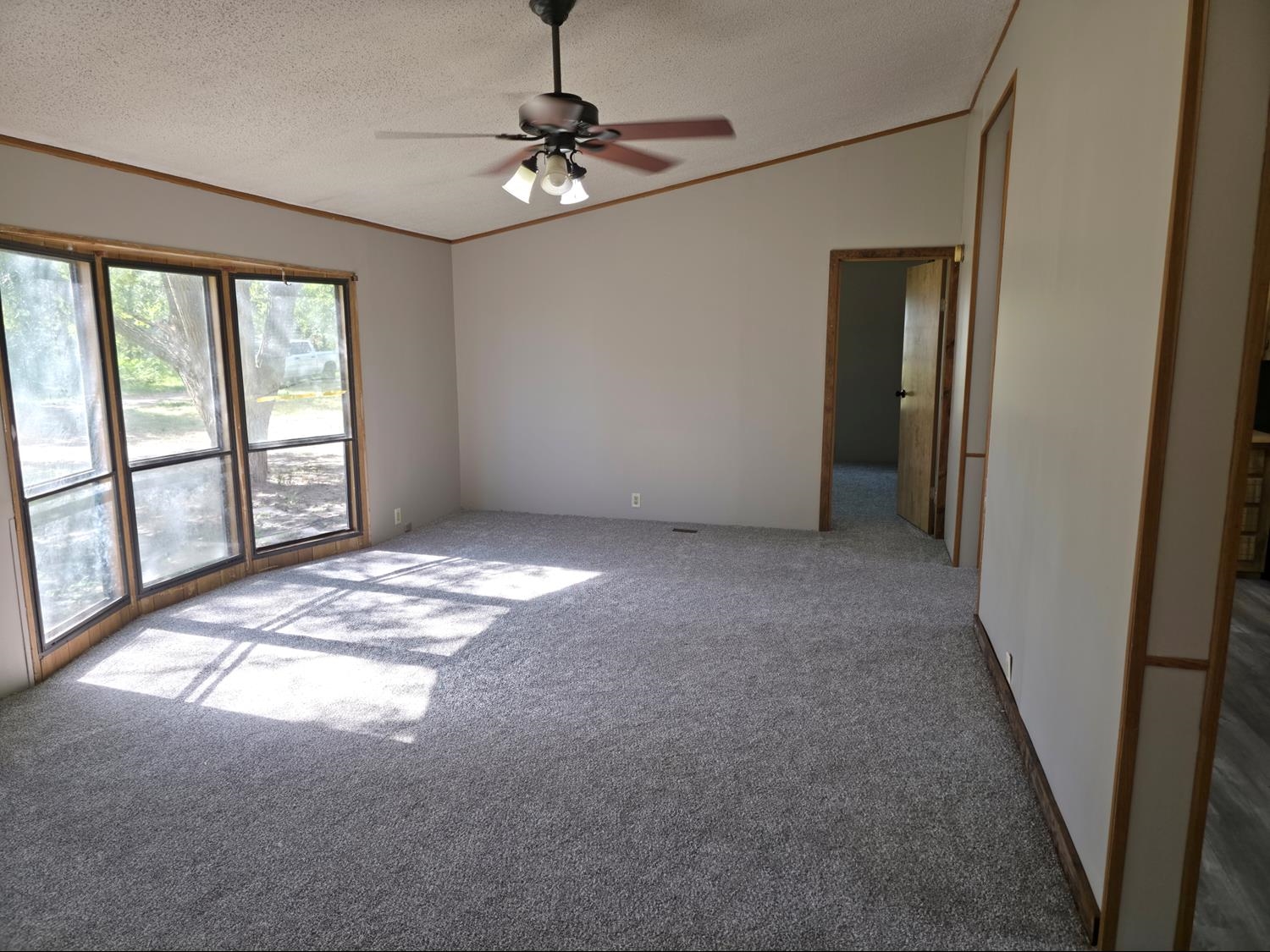 19290 Buckeye Road, Gibbon, Nebraska 68840, 3 Bedroom Bedrooms, ,2 BathroomBathrooms,Residential,for Sale,19290 Buckeye Road,20261471