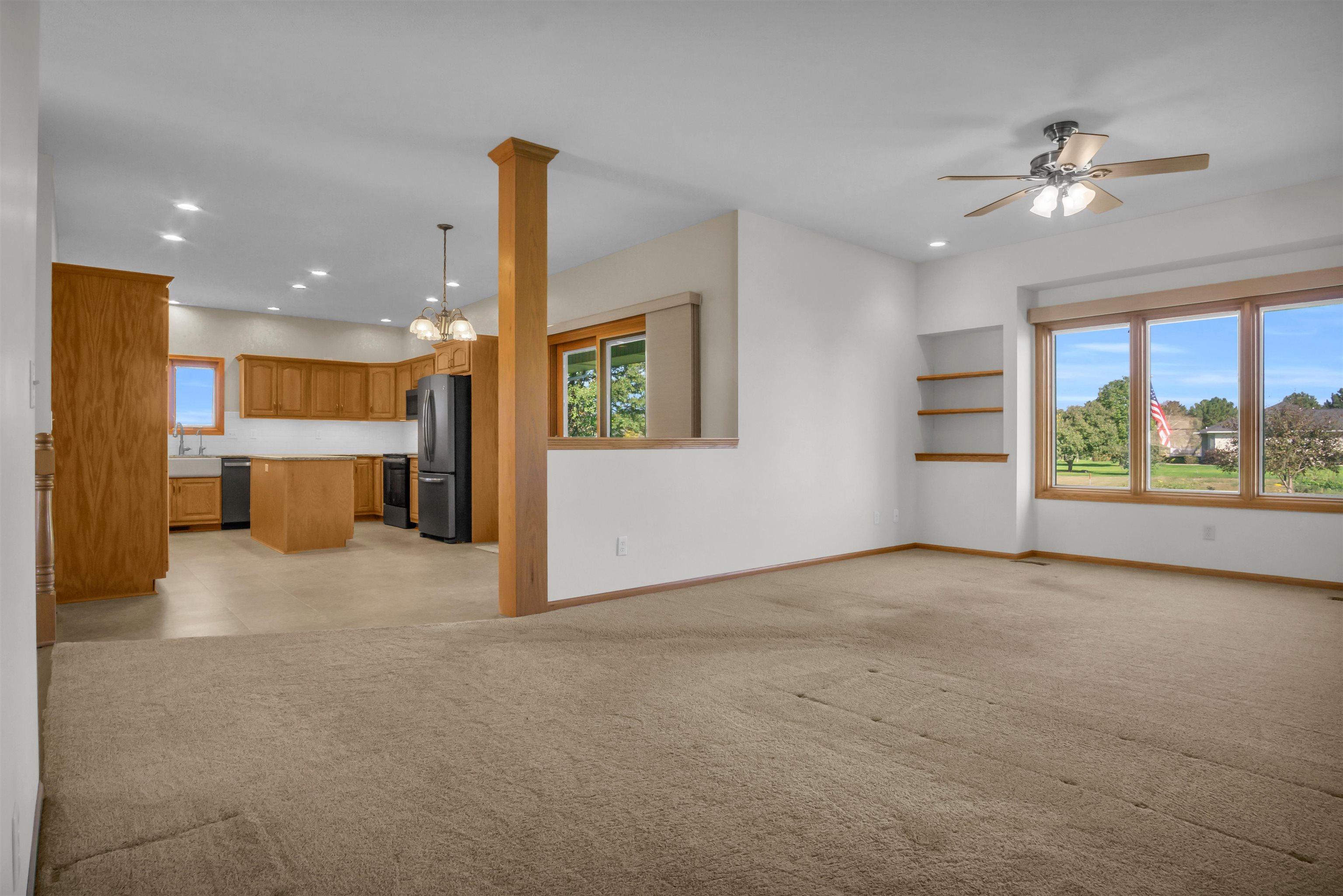 1640 E 67th St., Kearney, Nebraska 68847, 4 Bedroom Bedrooms, ,4 BathroomBathrooms,Residential,for Sale,1640 E 67th St.,20261475