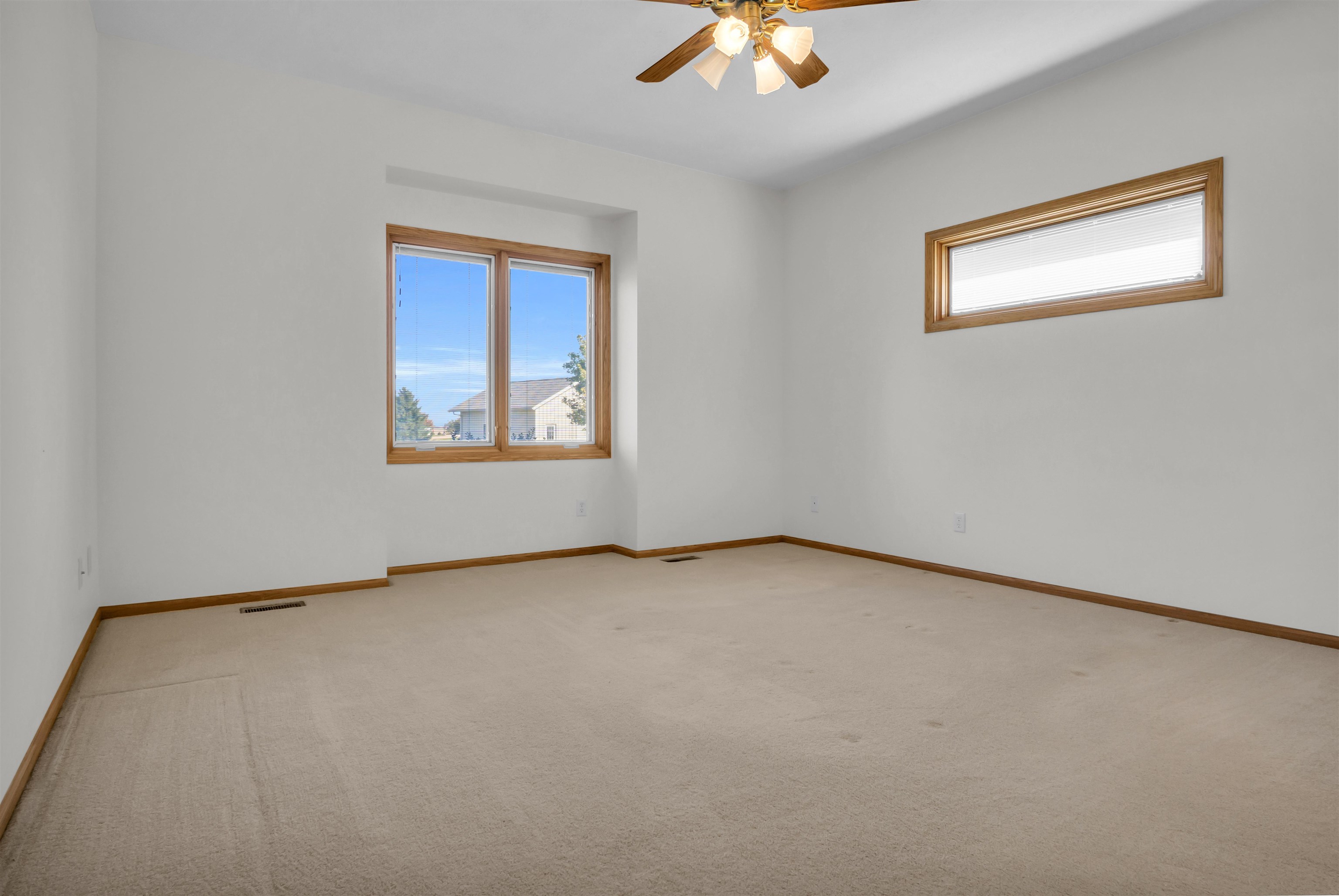 1640 E 67th St., Kearney, Nebraska 68847, 4 Bedroom Bedrooms, ,4 BathroomBathrooms,Residential,for Sale,1640 E 67th St.,20261475