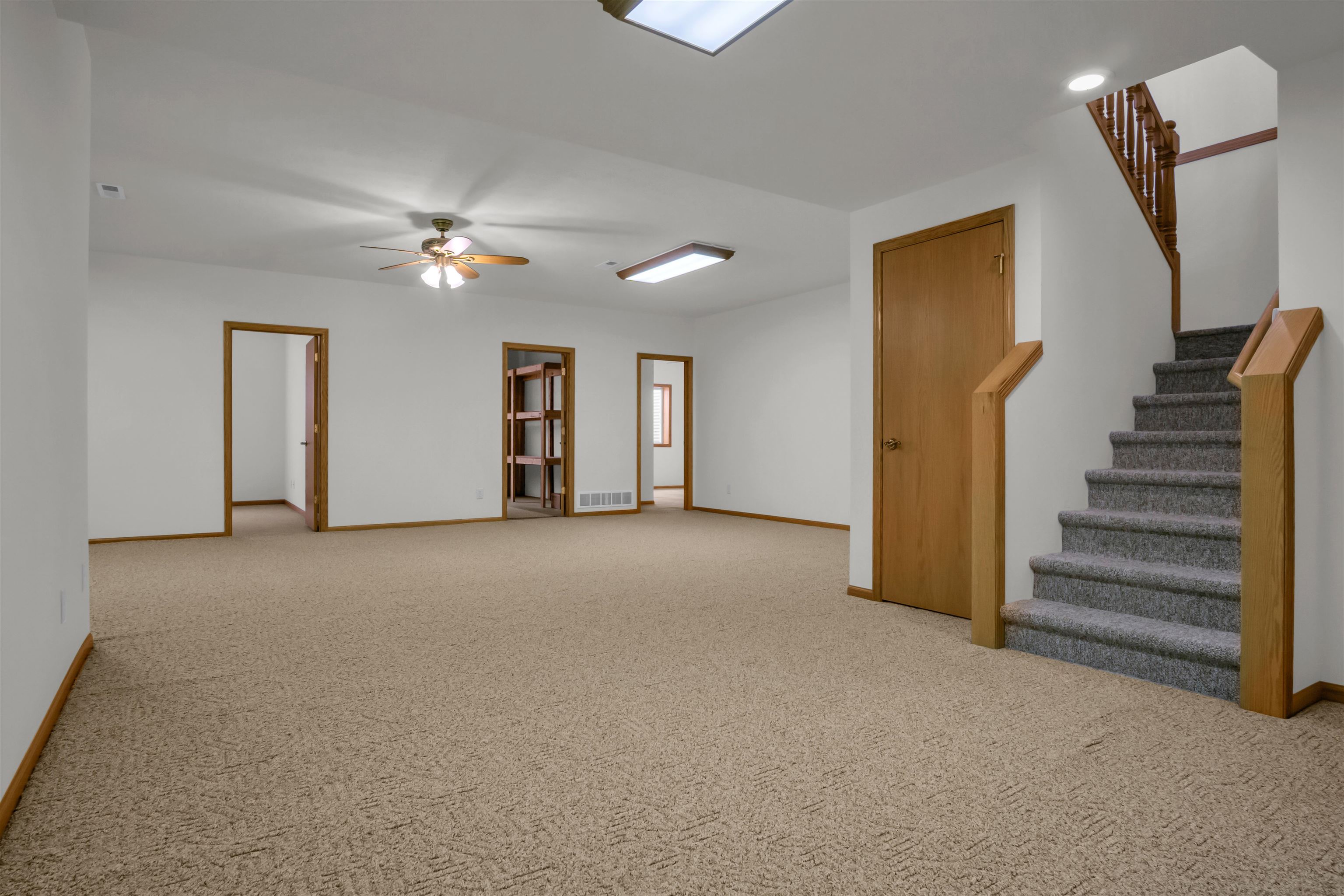 1640 E 67th St., Kearney, Nebraska 68847, 4 Bedroom Bedrooms, ,4 BathroomBathrooms,Residential,for Sale,1640 E 67th St.,20261475