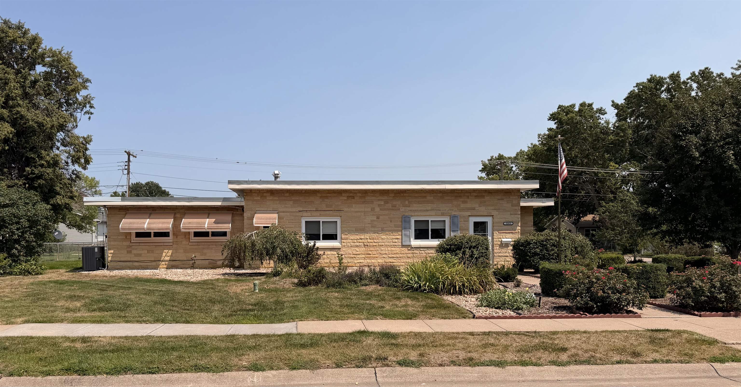 3303 F Avenue, Kearney, Nebraska 68847, 2 Bedroom Bedrooms, ,3 BathroomBathrooms,Residential,for Sale,3303 F Avenue,20261145