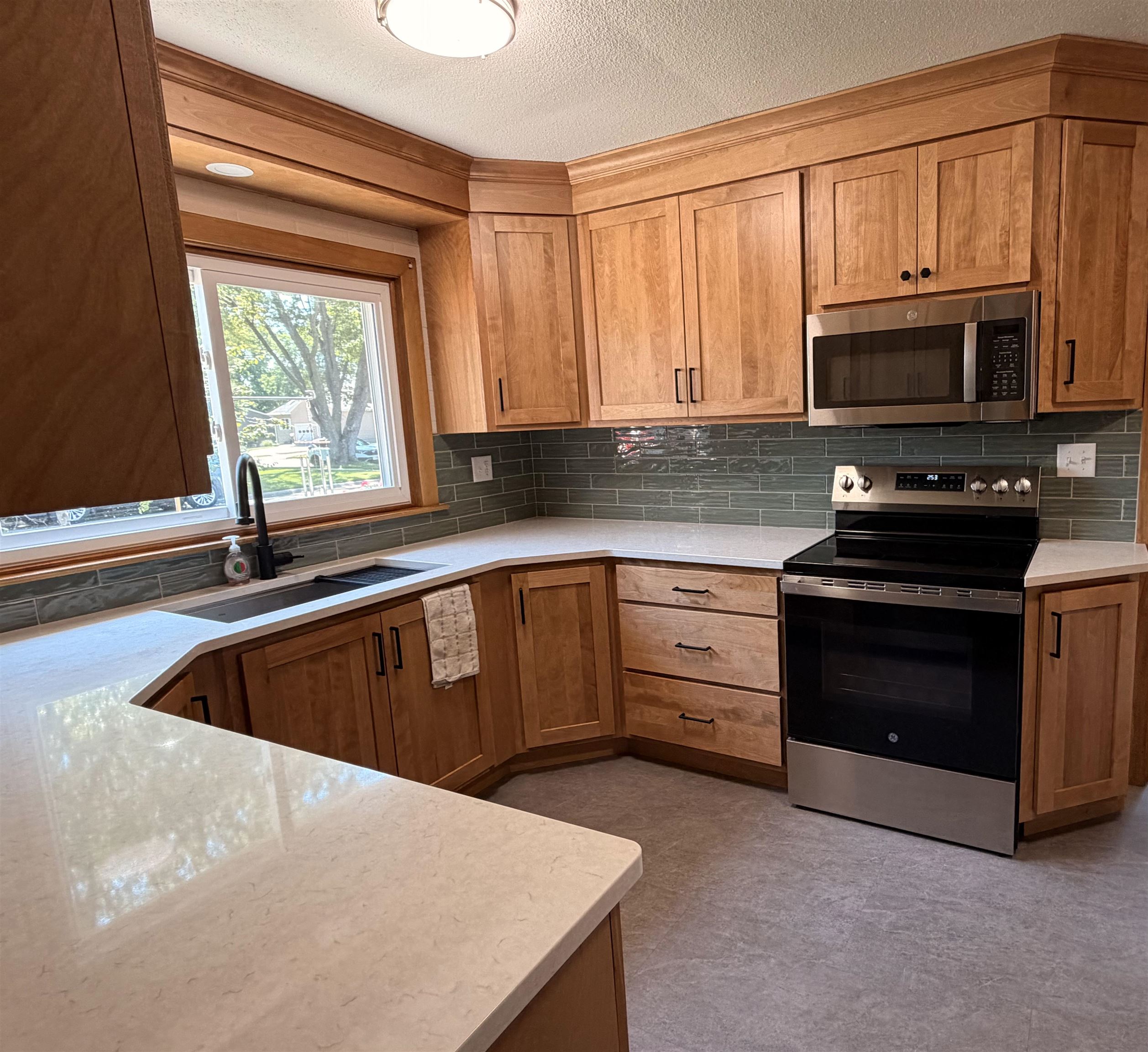 3303 F Avenue, Kearney, Nebraska 68847, 2 Bedroom Bedrooms, ,3 BathroomBathrooms,Residential,for Sale,3303 F Avenue,20261145