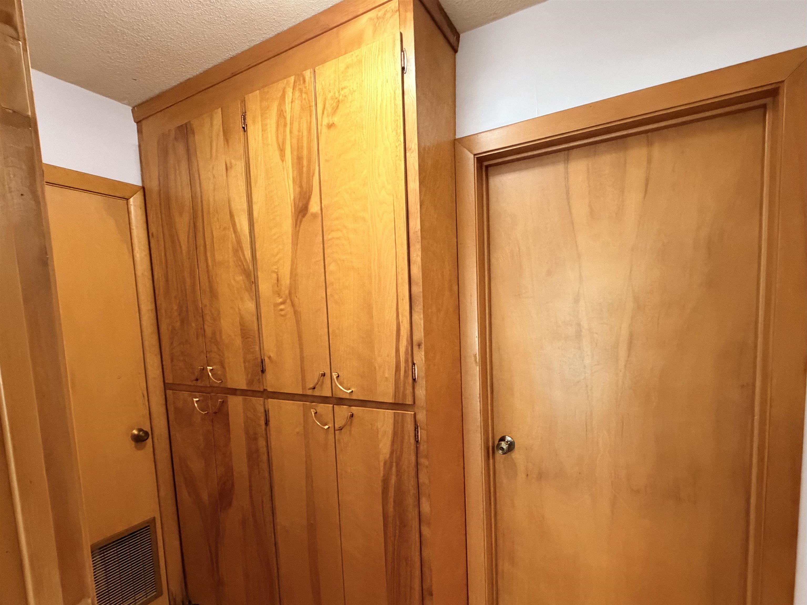 3303 F Avenue, Kearney, Nebraska 68847, 2 Bedroom Bedrooms, ,3 BathroomBathrooms,Residential,for Sale,3303 F Avenue,20261145