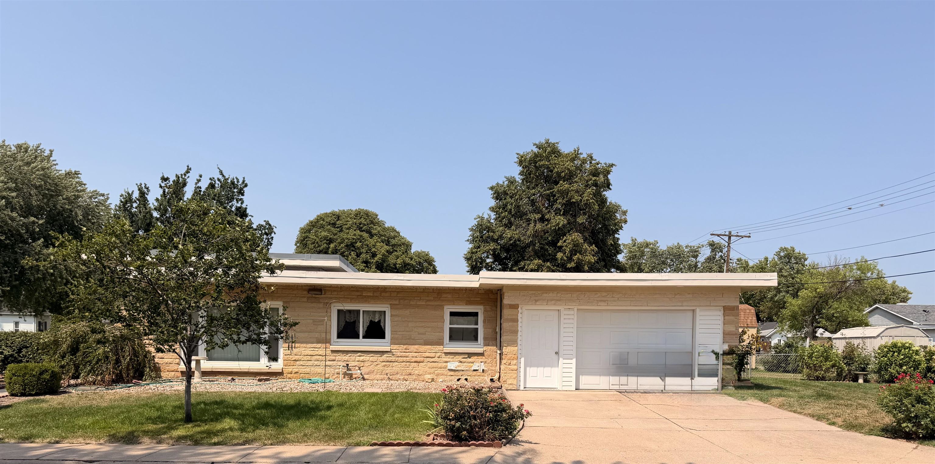 3303 F Avenue, Kearney, Nebraska 68847, 2 Bedroom Bedrooms, ,3 BathroomBathrooms,Residential,for Sale,3303 F Avenue,20261145