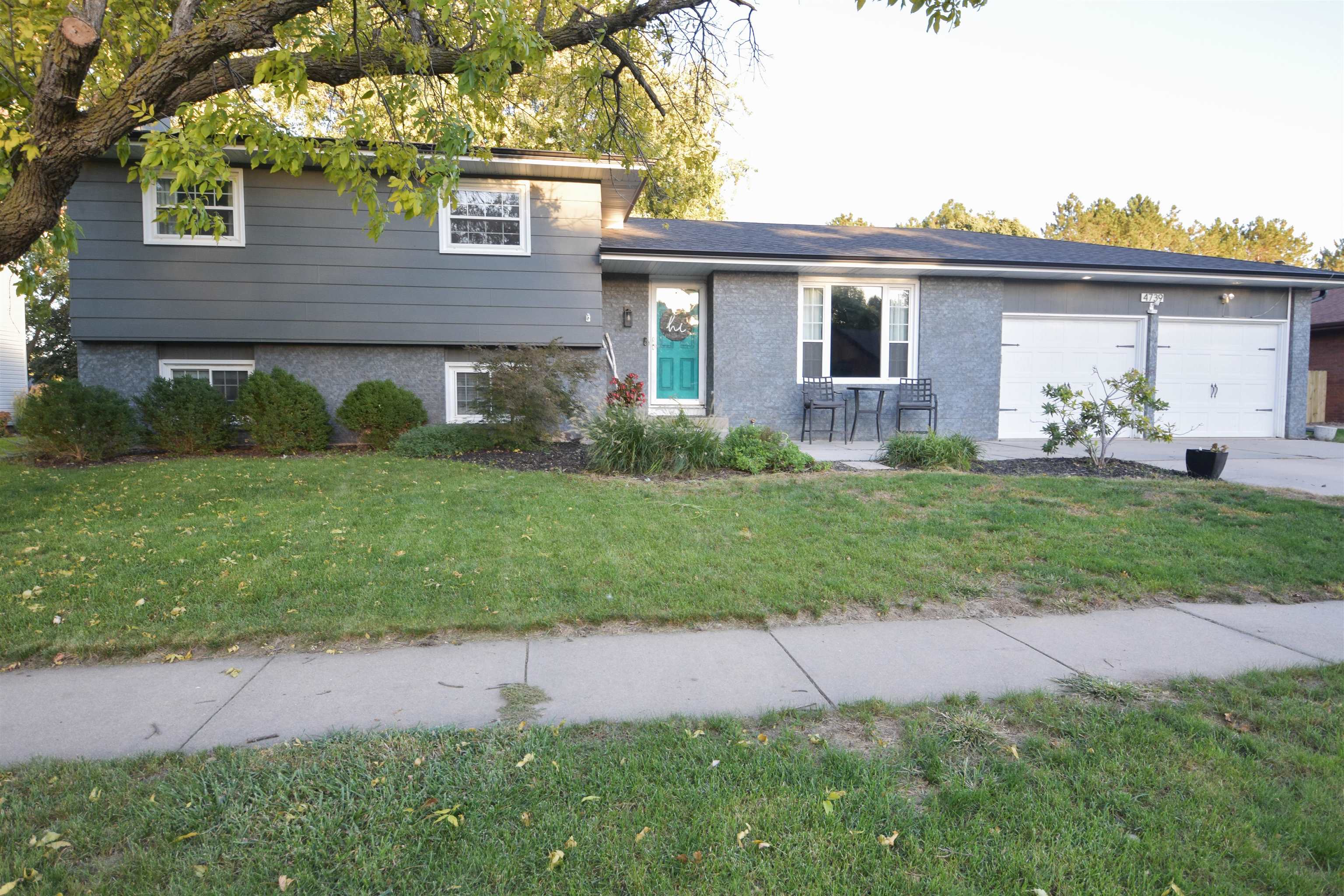 4739 G Avenue, Kearney, Nebraska 68847, 5 Bedroom Bedrooms, ,4 BathroomBathrooms,Residential,for Sale,4739 G Avenue,20261489