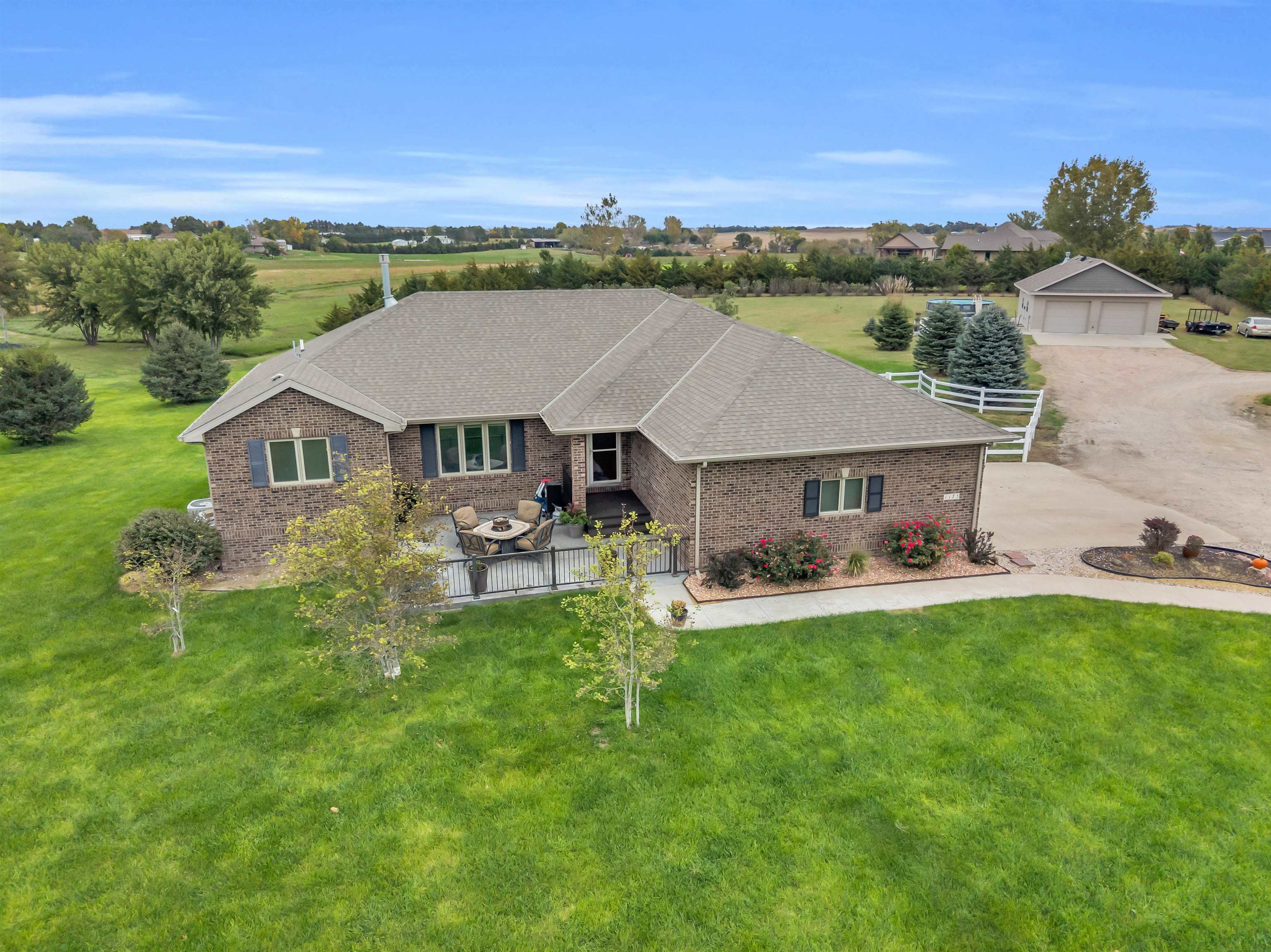 1175 W 105th Street, Kearney, Nebraska 68845, 5 Bedroom Bedrooms, ,3 BathroomBathrooms,Residential,for Sale,1175 W 105th Street,20261507