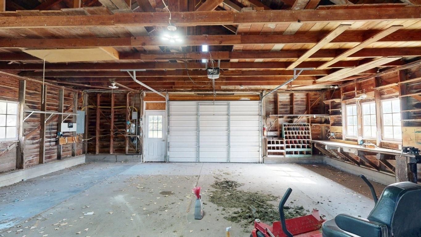 48485 Kilgore Road, Gibbon, Nebraska 68840, 3 Bedroom Bedrooms, ,2 BathroomBathrooms,Residential,for Sale,48485 Kilgore Road,20261512