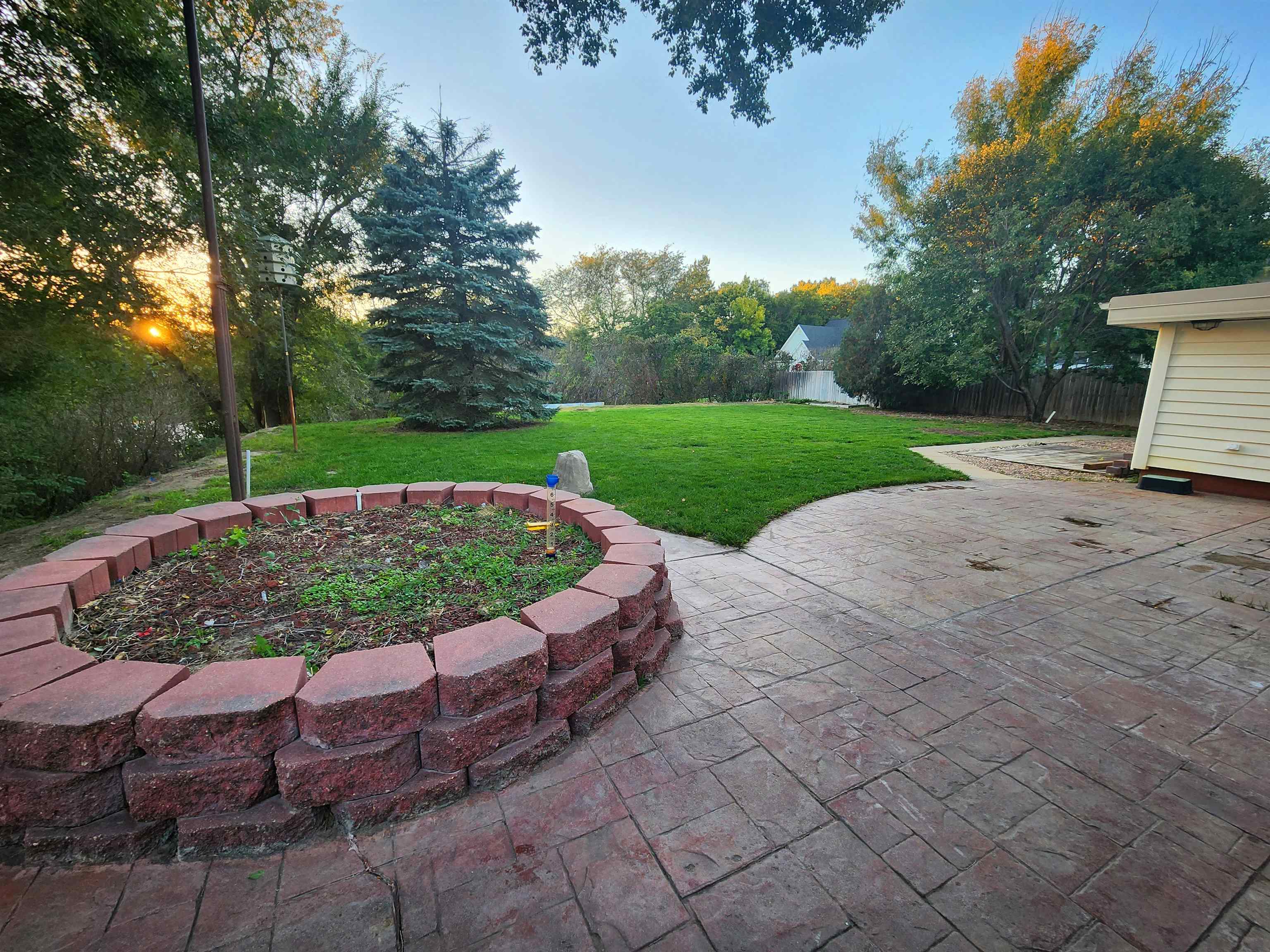3102 8th Avenue, Kearney, Nebraska 68845, 6 Bedroom Bedrooms, ,3 BathroomBathrooms,Residential,for Sale,3102 8th Avenue,20261513