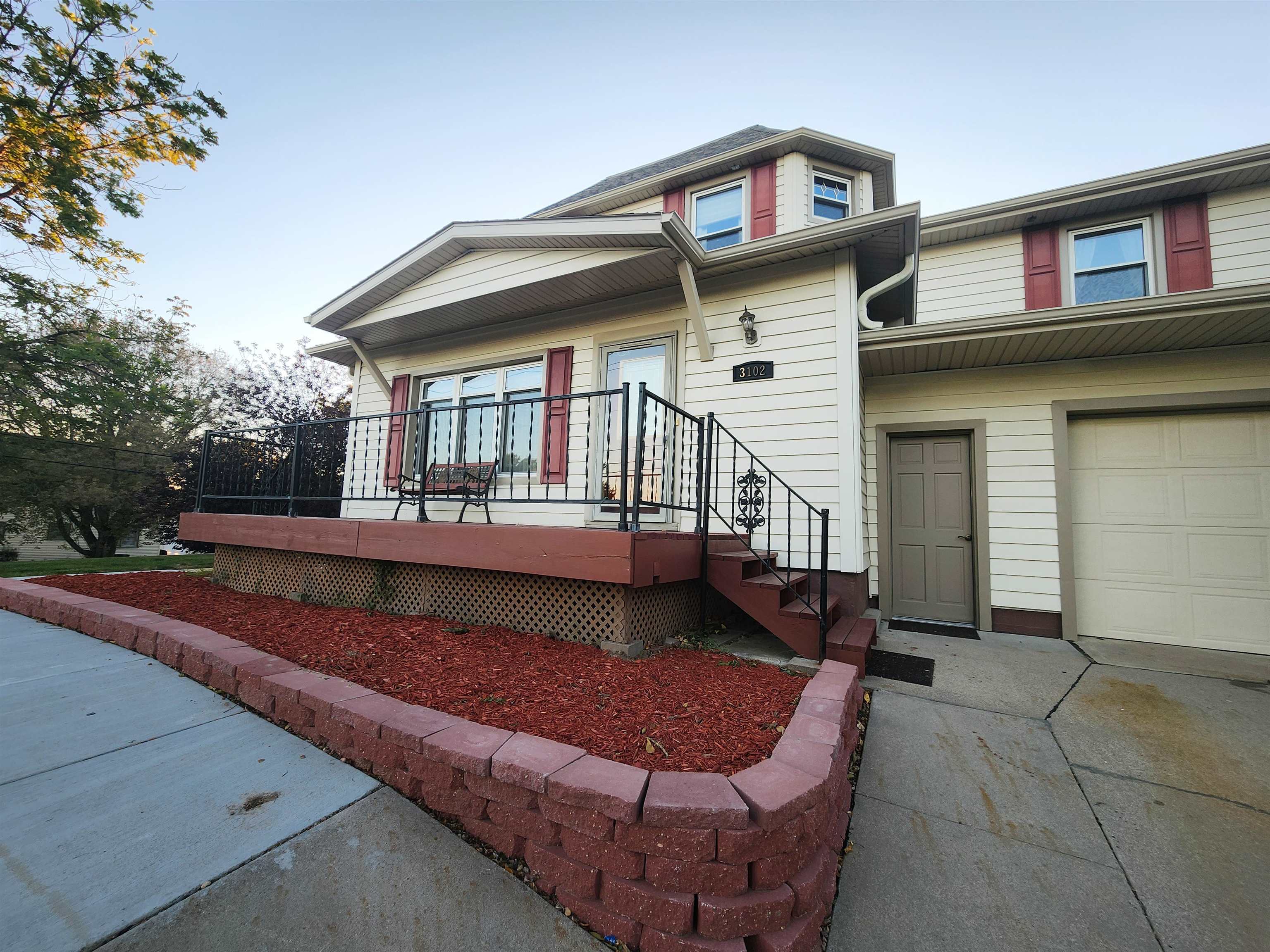 3102 8th Avenue, Kearney, Nebraska 68845, 6 Bedroom Bedrooms, ,3 BathroomBathrooms,Residential,for Sale,3102 8th Avenue,20261513