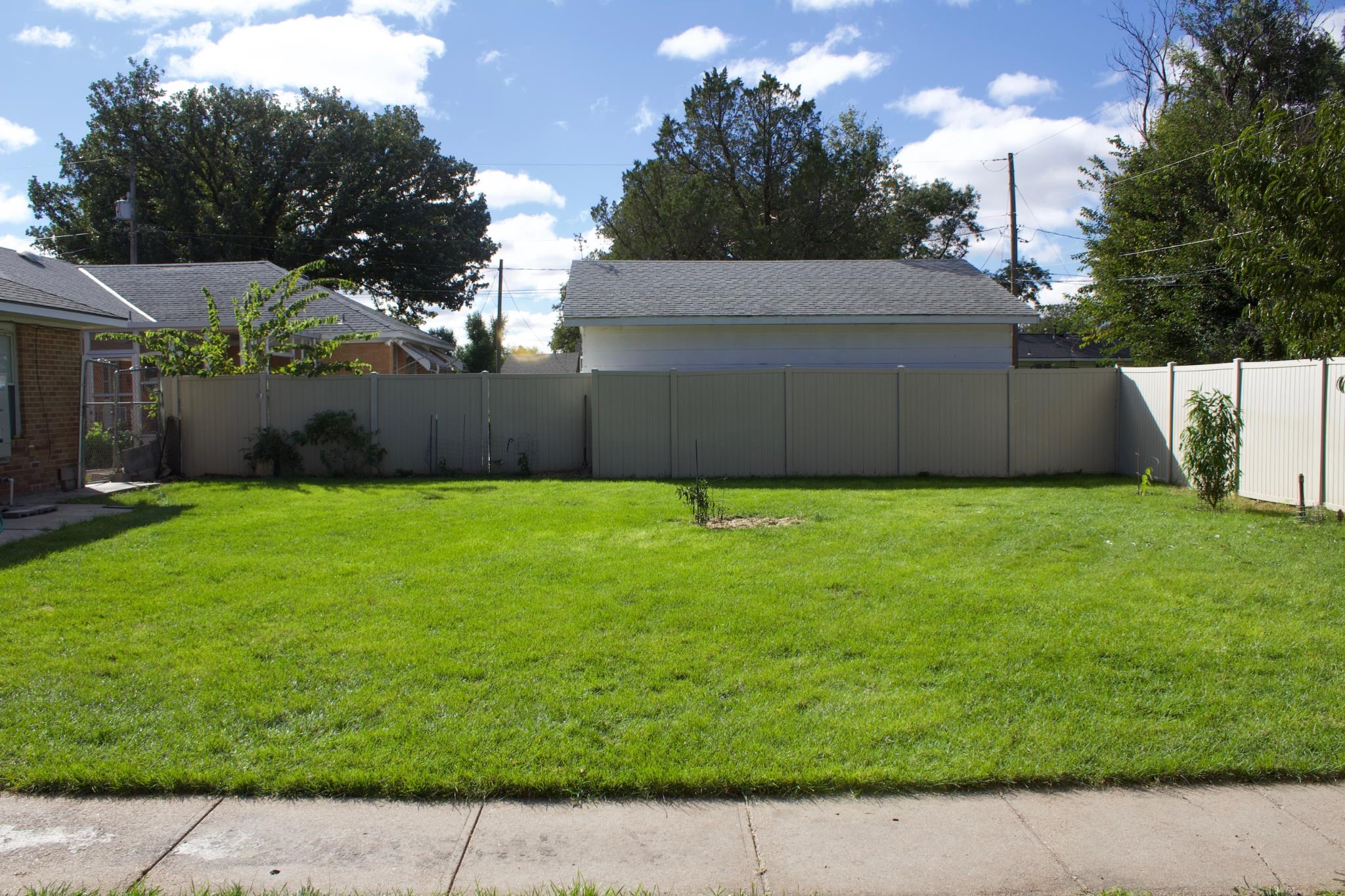 1709 N Cleveland St, Lexington, Nebraska 68850, 3 Bedroom Bedrooms, ,1 BathroomBathrooms,Residential,for Sale,1709 N Cleveland St,20261515