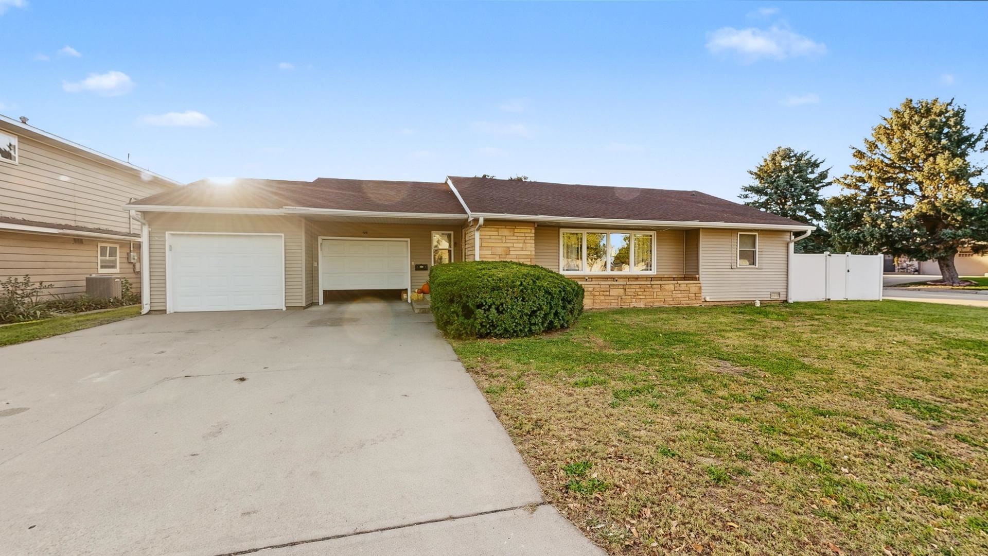 1823 Cleveland Street, Lexington, Nebraska 68850, 3 Bedroom Bedrooms, ,2 BathroomBathrooms,Residential,for Sale,1823 Cleveland Street,20261517