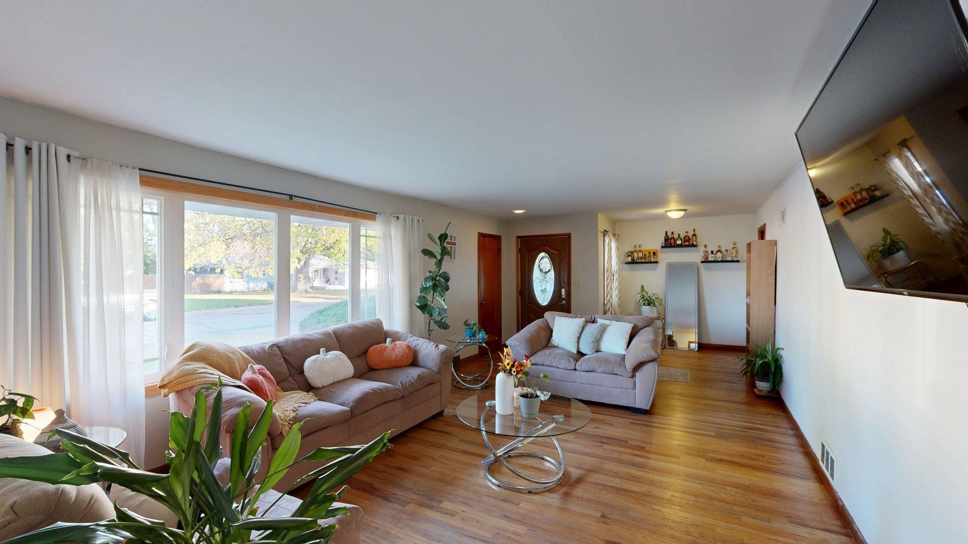 1823 Cleveland Street, Lexington, Nebraska 68850, 3 Bedroom Bedrooms, ,2 BathroomBathrooms,Residential,for Sale,1823 Cleveland Street,20261517