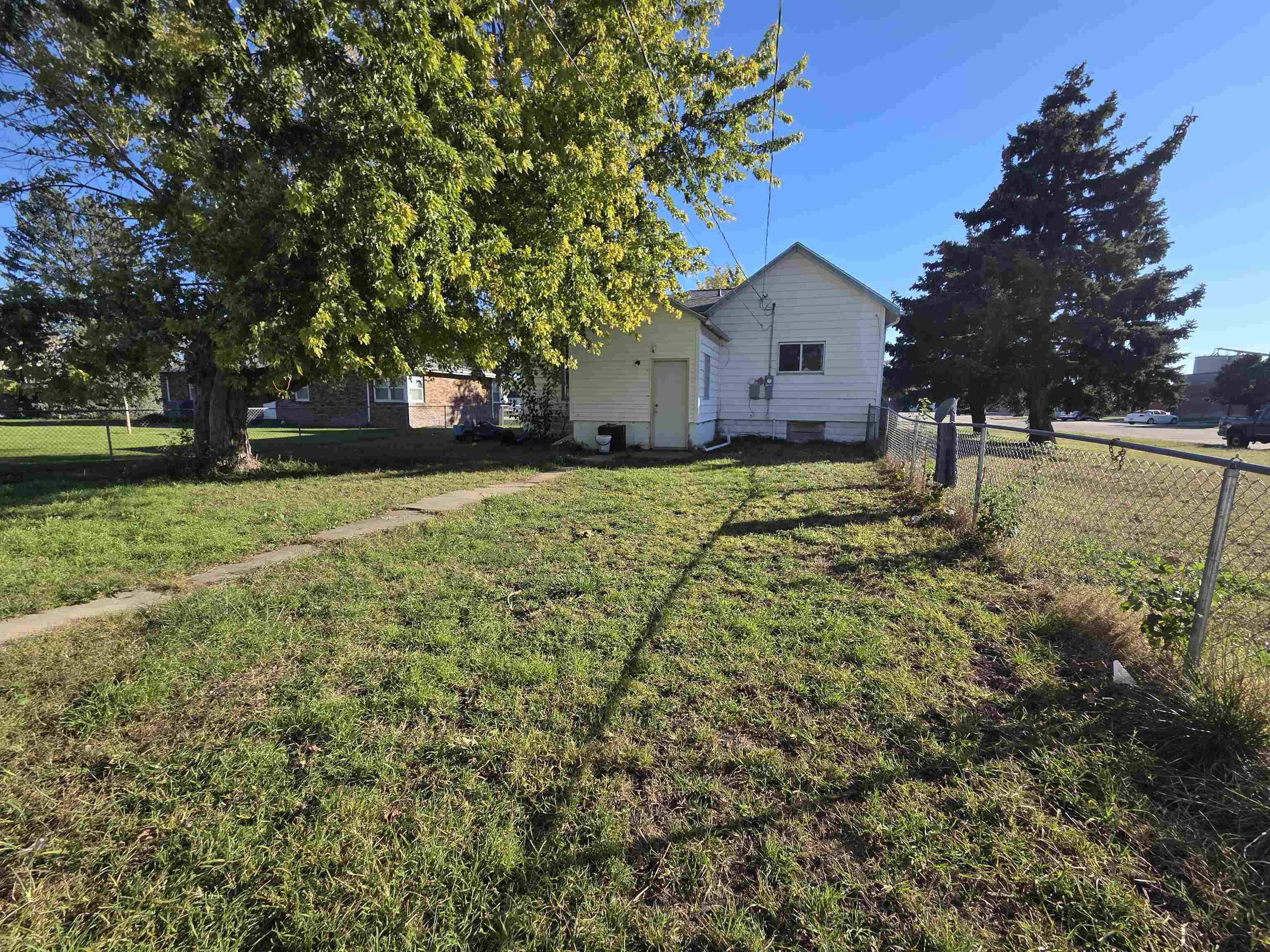 501 E 7th Street, Lexington, Nebraska 68850, 3 Bedroom Bedrooms, ,1 BathroomBathrooms,Residential,for Sale,501 E 7th Street,20261520