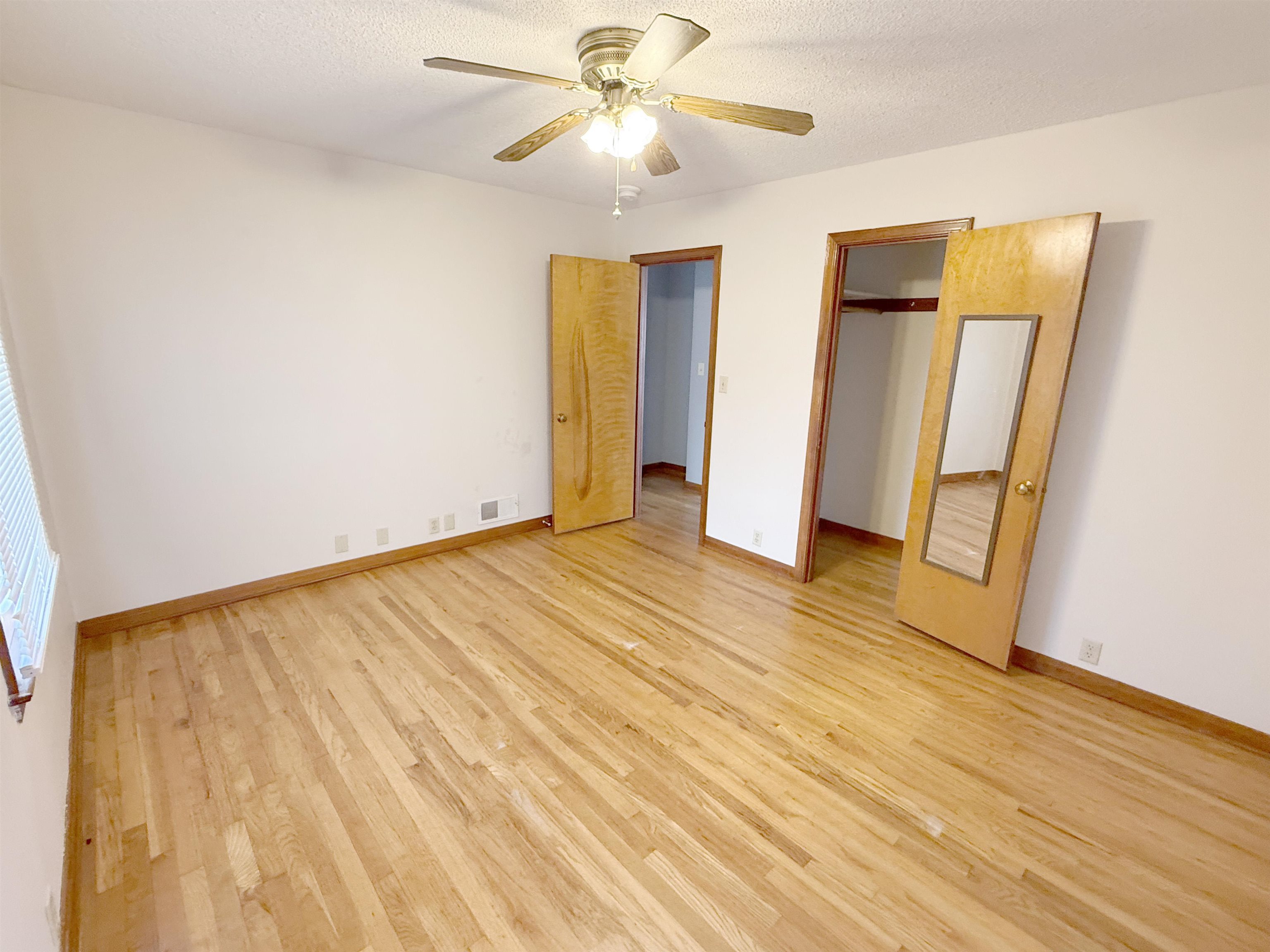 1811 9th Ave, Kearney, Nebraska 68845, 3 Bedroom Bedrooms, ,2 BathroomBathrooms,Residential,for Sale,1811 9th Ave,20261525
