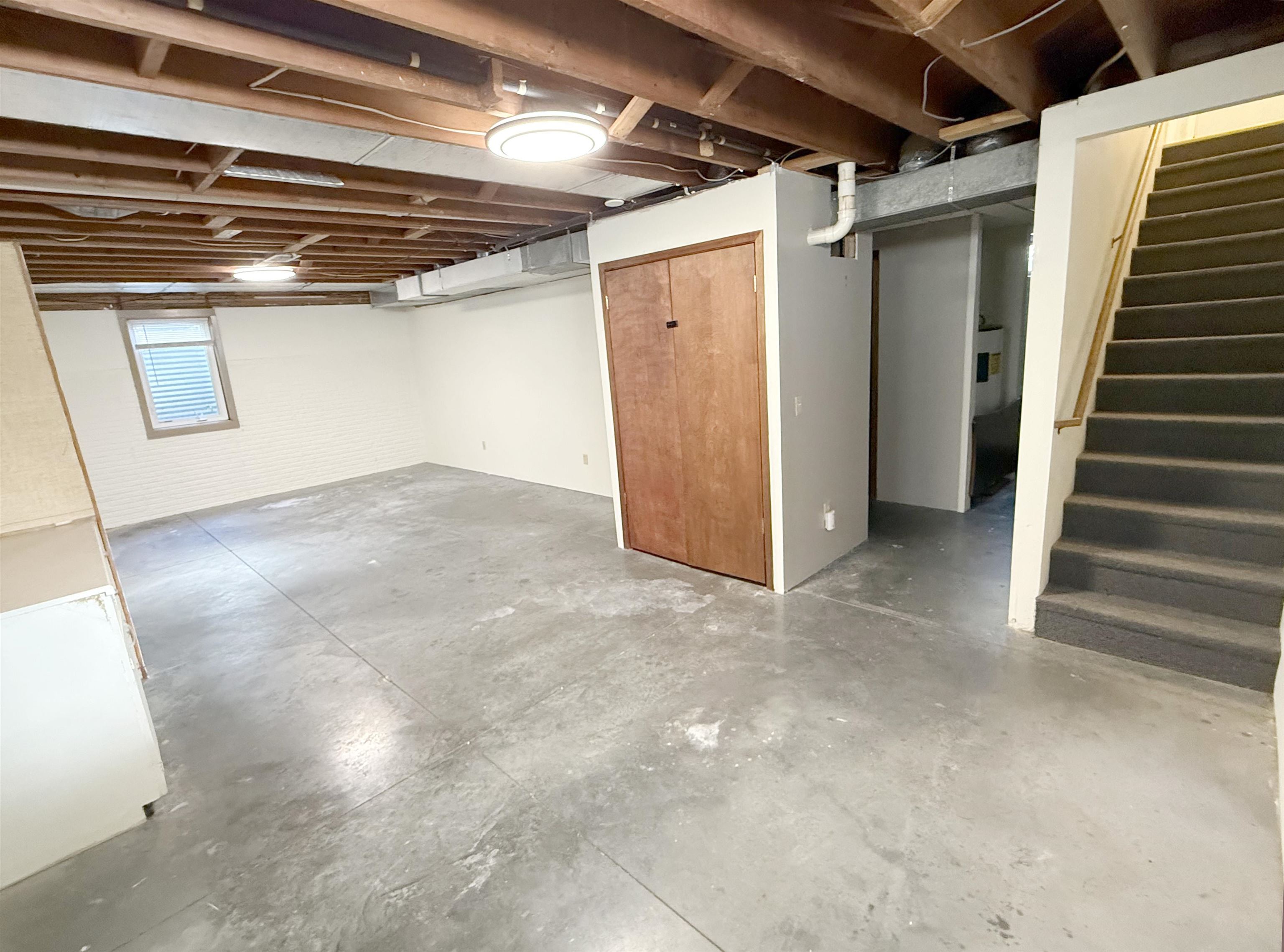 1811 9th Ave, Kearney, Nebraska 68845, 3 Bedroom Bedrooms, ,2 BathroomBathrooms,Residential,for Sale,1811 9th Ave,20261525