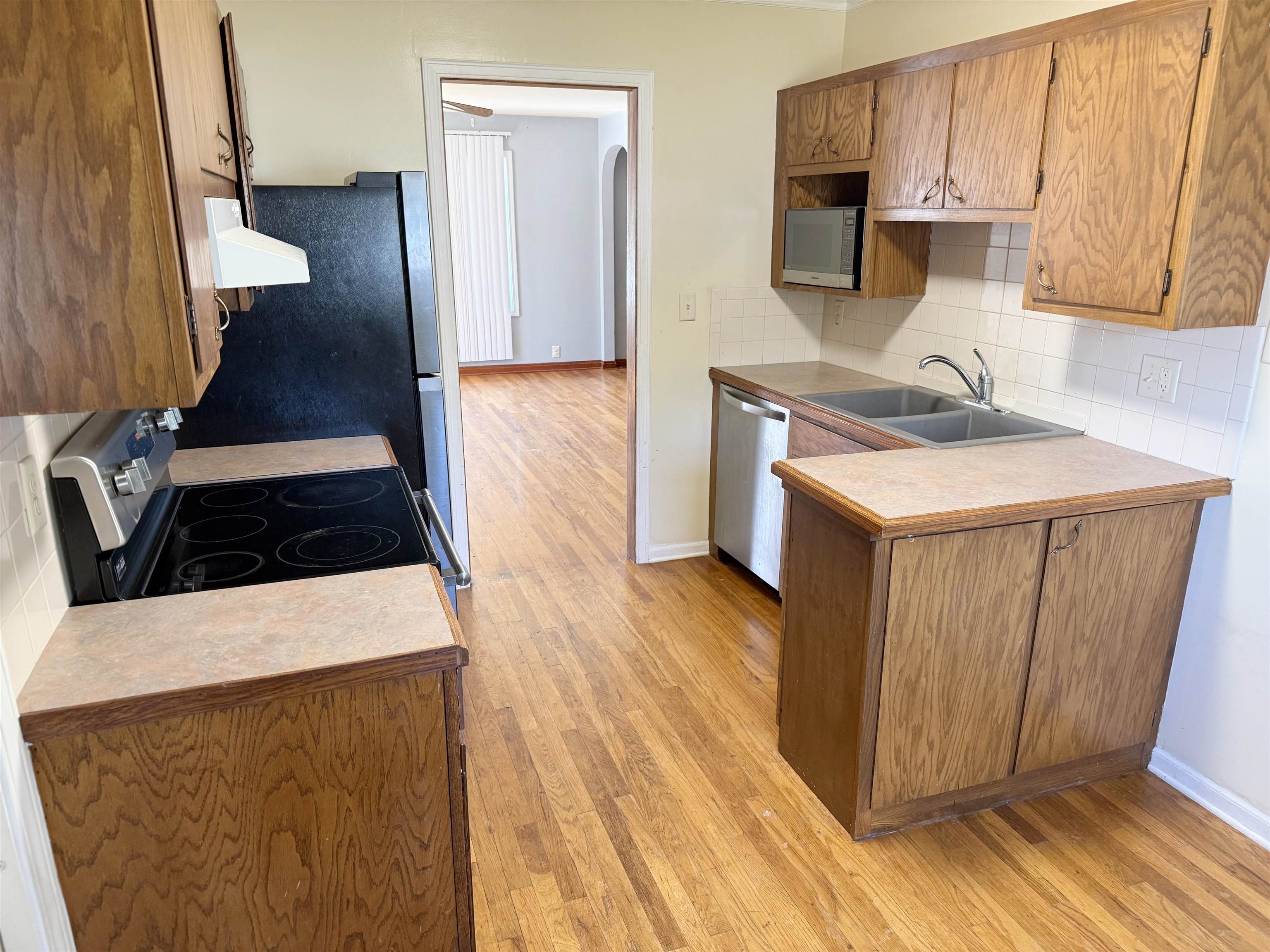1811 9th Ave, Kearney, Nebraska 68845, 3 Bedroom Bedrooms, ,2 BathroomBathrooms,Residential,for Sale,1811 9th Ave,20261525