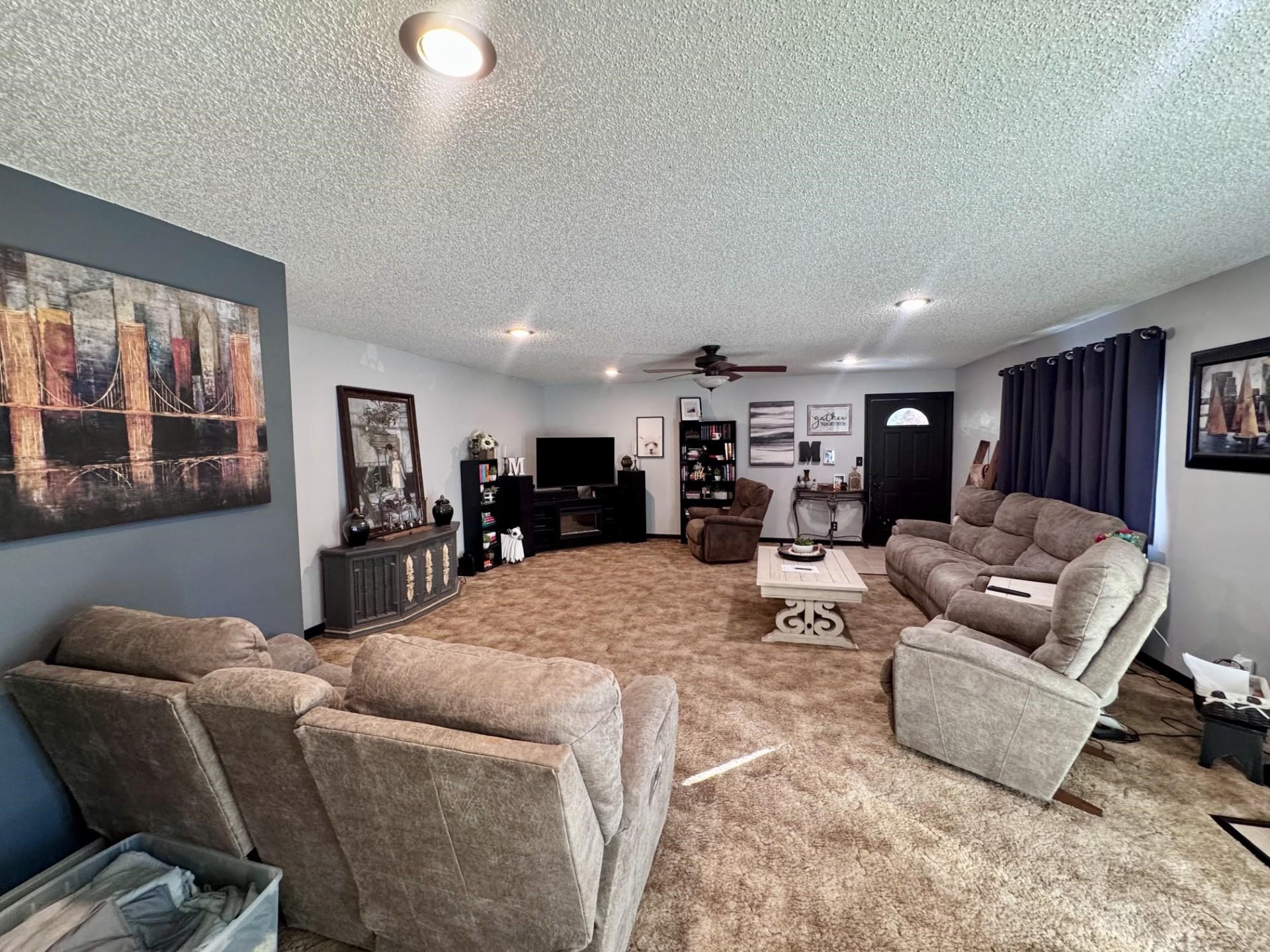 702 Arthur St, Holdrege, Nebraska 68949, 5 Bedroom Bedrooms, ,2 BathroomBathrooms,Residential,for Sale,702 Arthur St,20261523