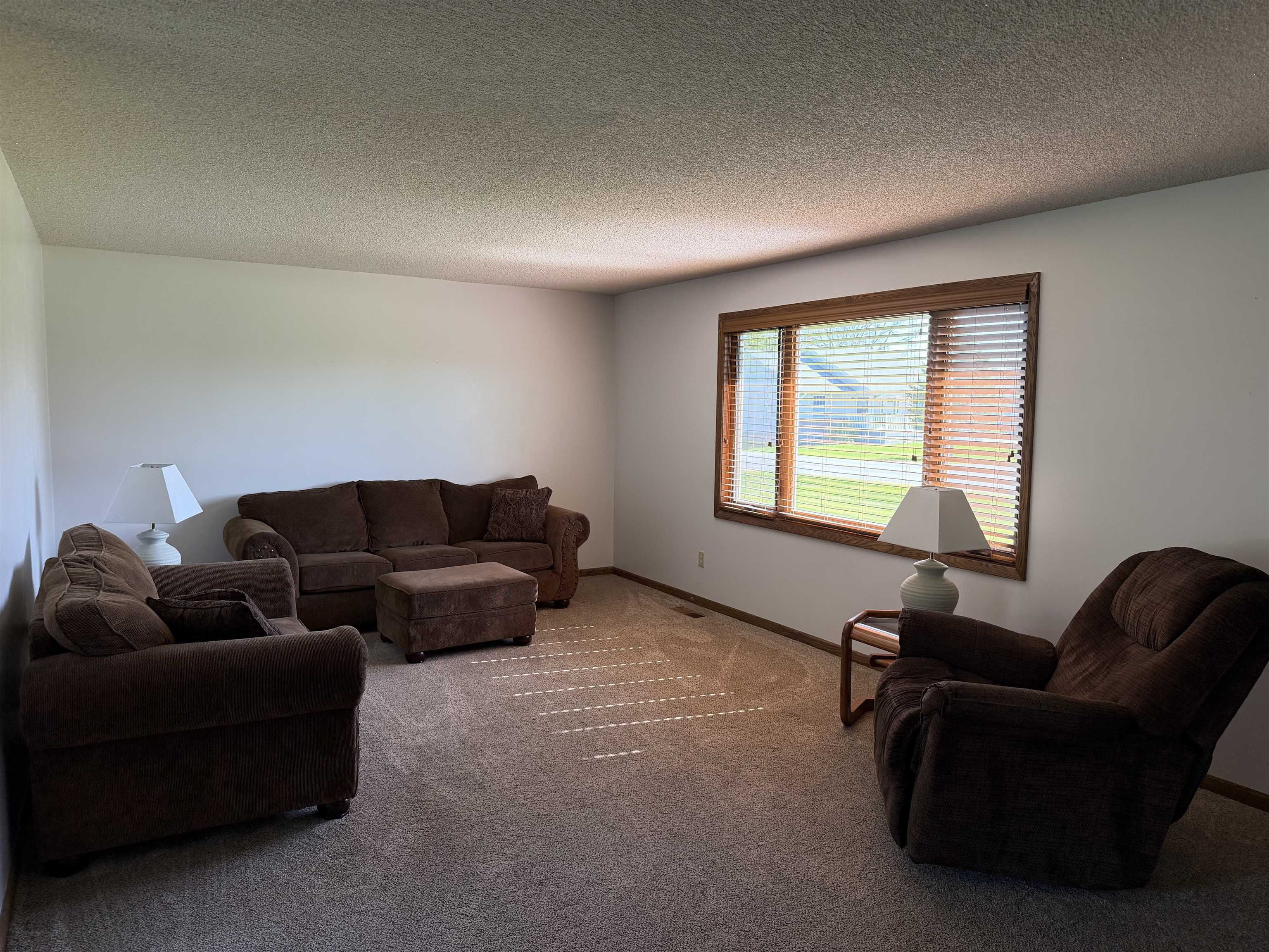 410 E 5th St, Axtell, Nebraska 68924, 4 Bedroom Bedrooms, ,2 BathroomBathrooms,Residential,for Sale,410 E 5th St,20261527
