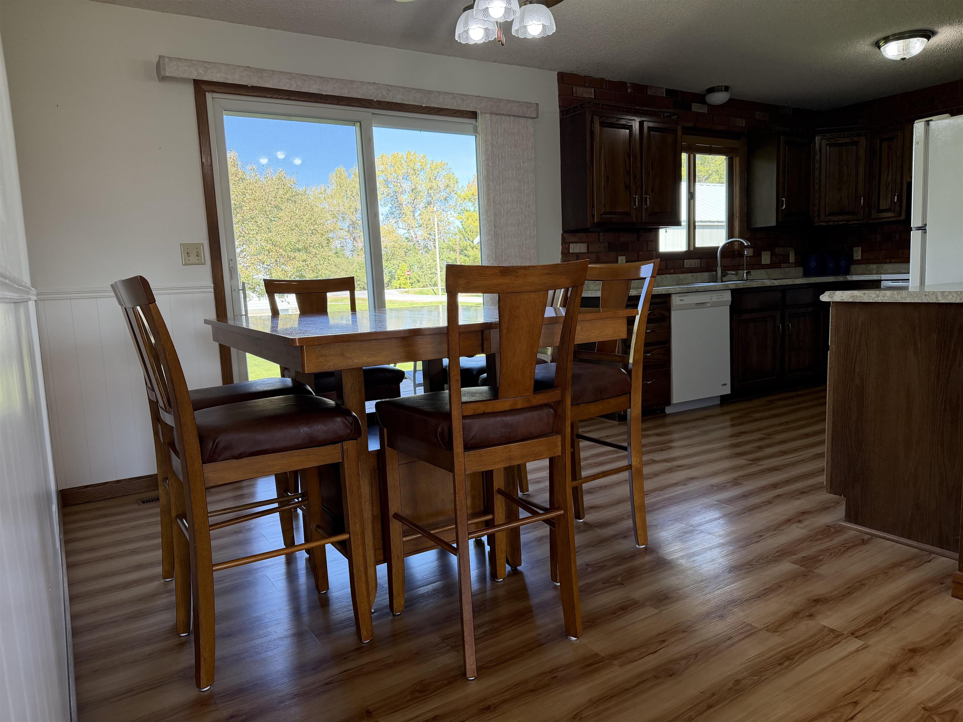 410 E 5th St, Axtell, Nebraska 68924, 4 Bedroom Bedrooms, ,2 BathroomBathrooms,Residential,for Sale,410 E 5th St,20261527