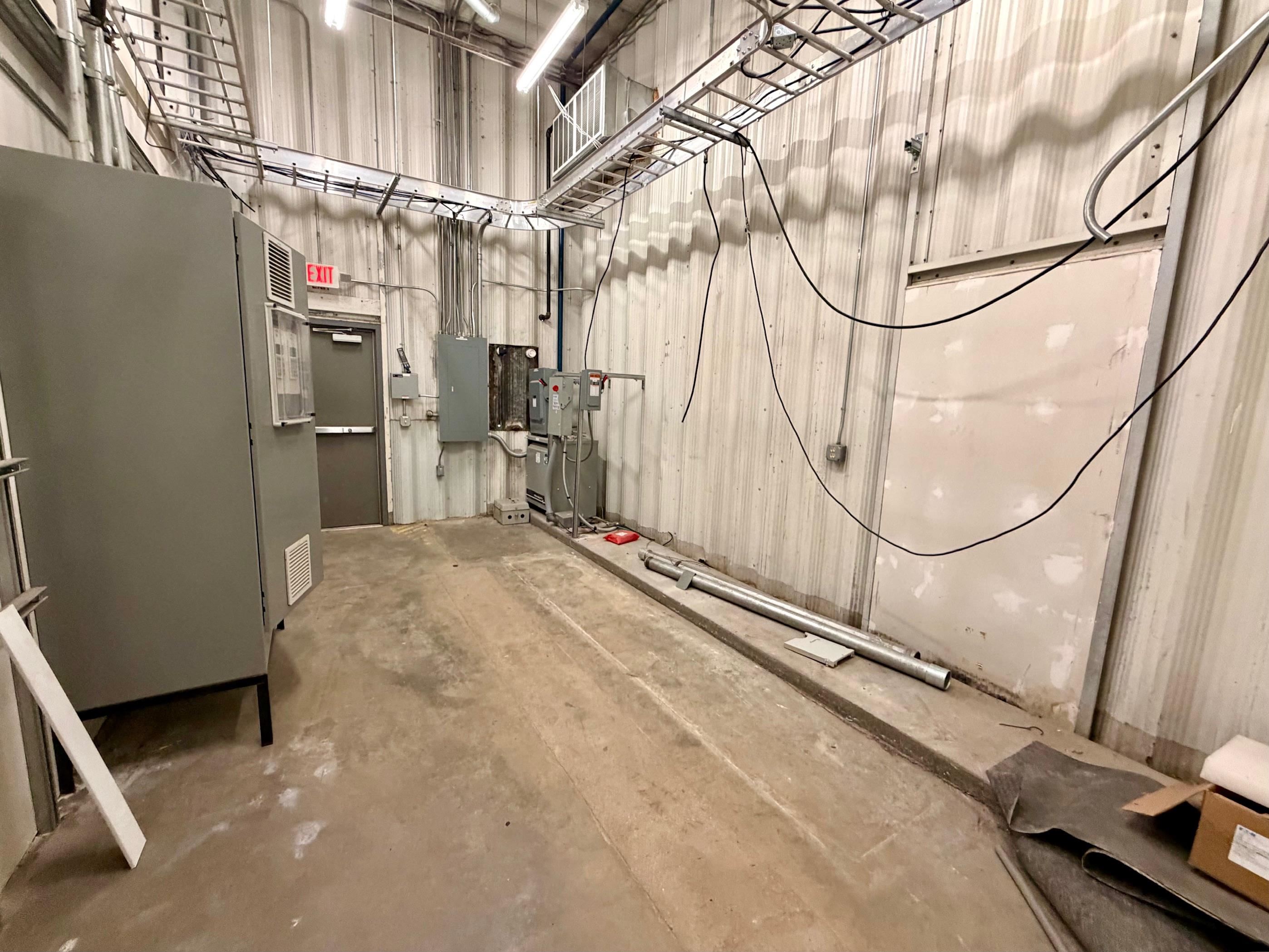 4303 E 39th Street, Kearney, Nebraska 68847-3902, ,10 BathroomBathrooms,Commercial/industrial,for Sale,4303 E 39th Street,20260360