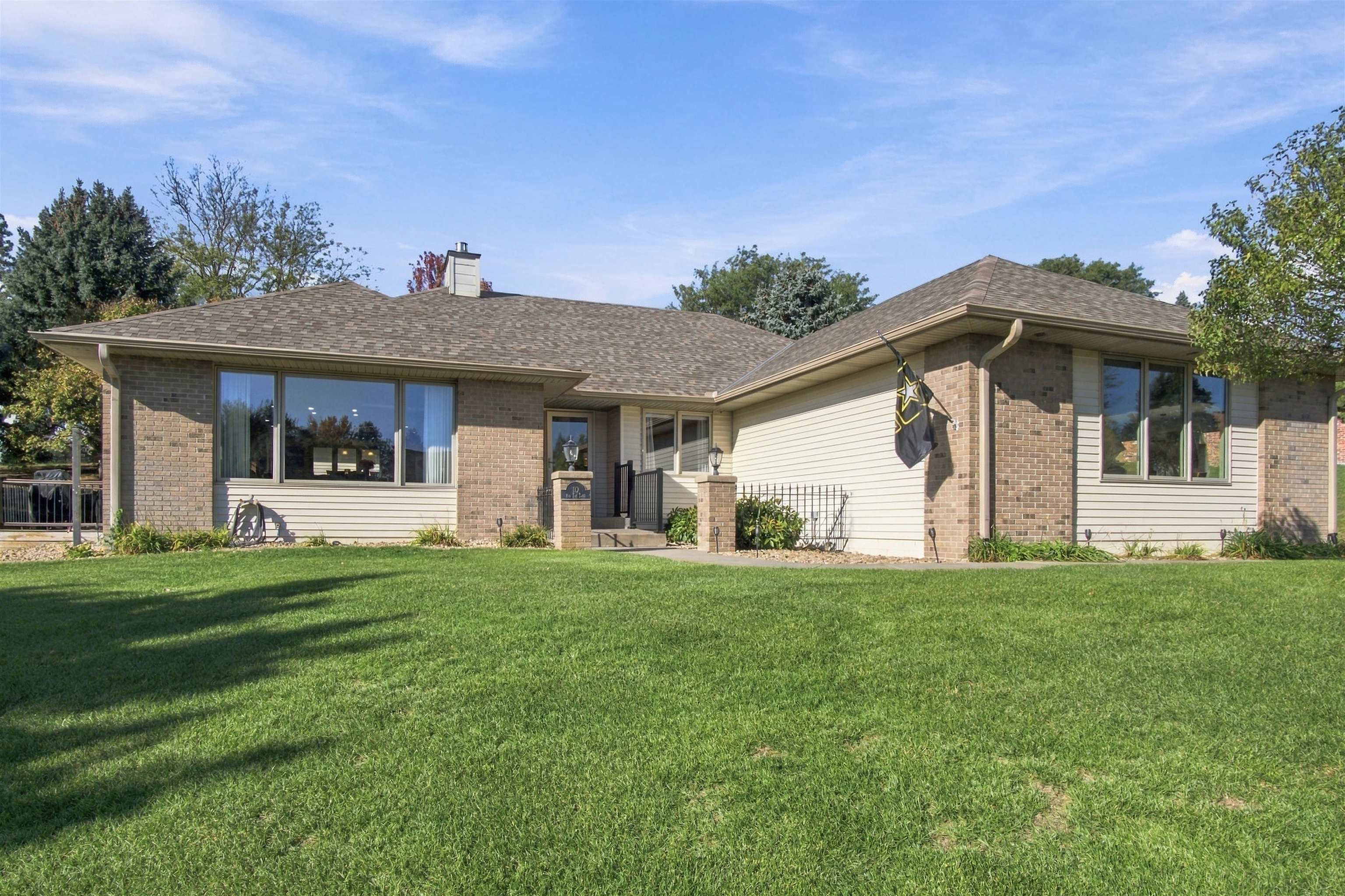 10 Red Fox Lane, Kearney, Nebraska 68845-0000, 4 Bedroom Bedrooms, ,3 BathroomBathrooms,Residential,for Sale,10 Red Fox Lane,20261532