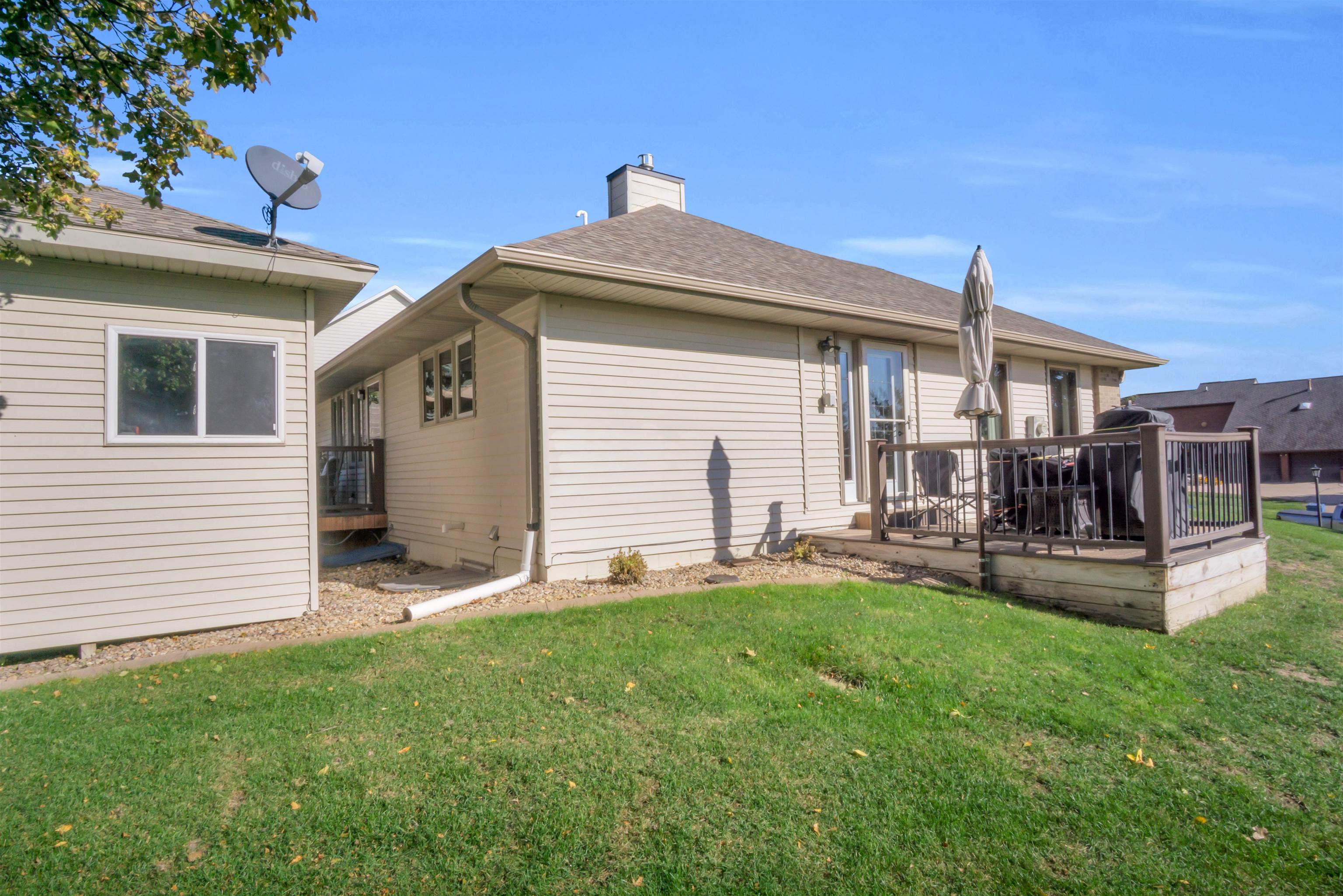 10 Red Fox Lane, Kearney, Nebraska 68845-0000, 4 Bedroom Bedrooms, ,3 BathroomBathrooms,Residential,for Sale,10 Red Fox Lane,20261532