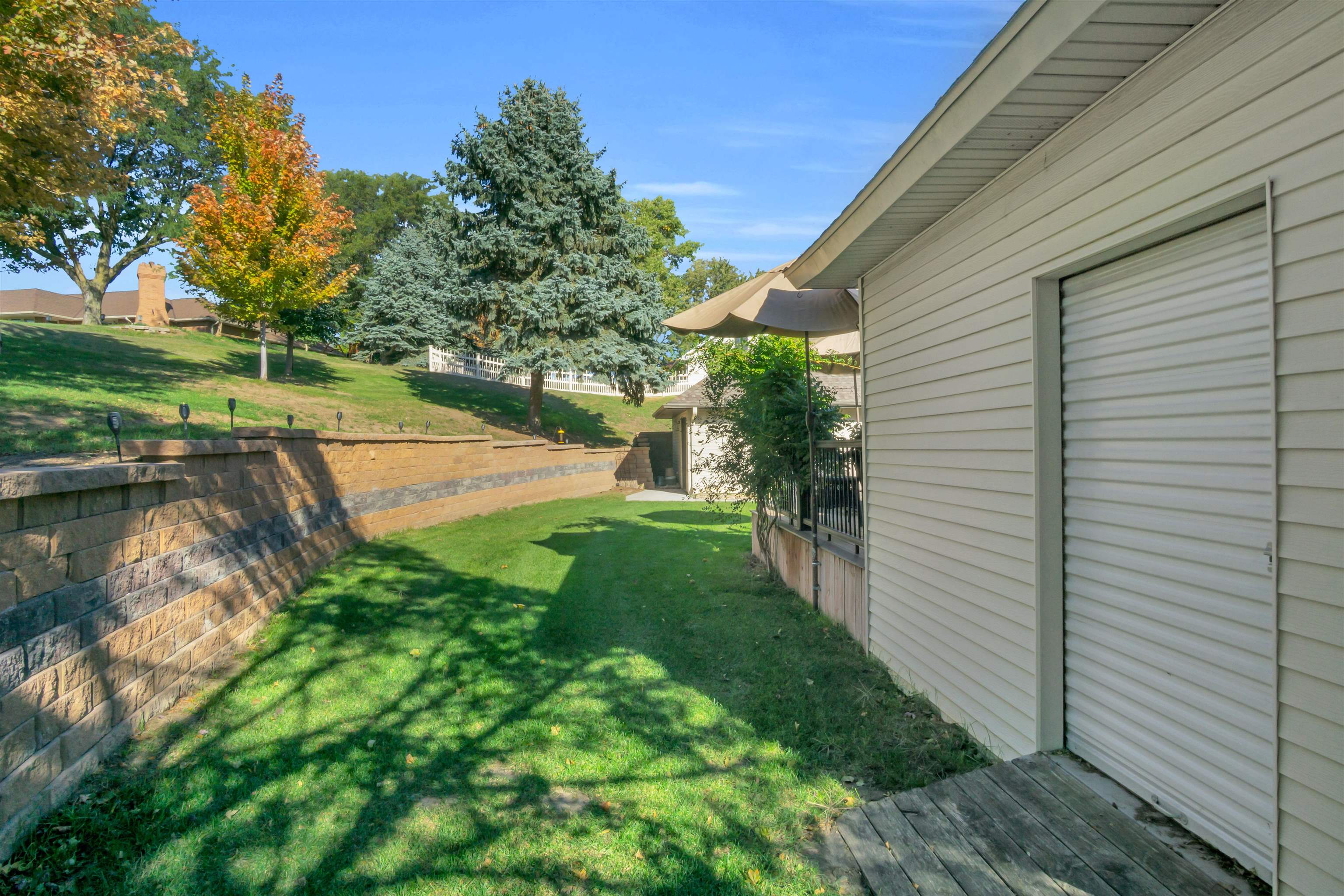 10 Red Fox Lane, Kearney, Nebraska 68845-0000, 4 Bedroom Bedrooms, ,3 BathroomBathrooms,Residential,for Sale,10 Red Fox Lane,20261532